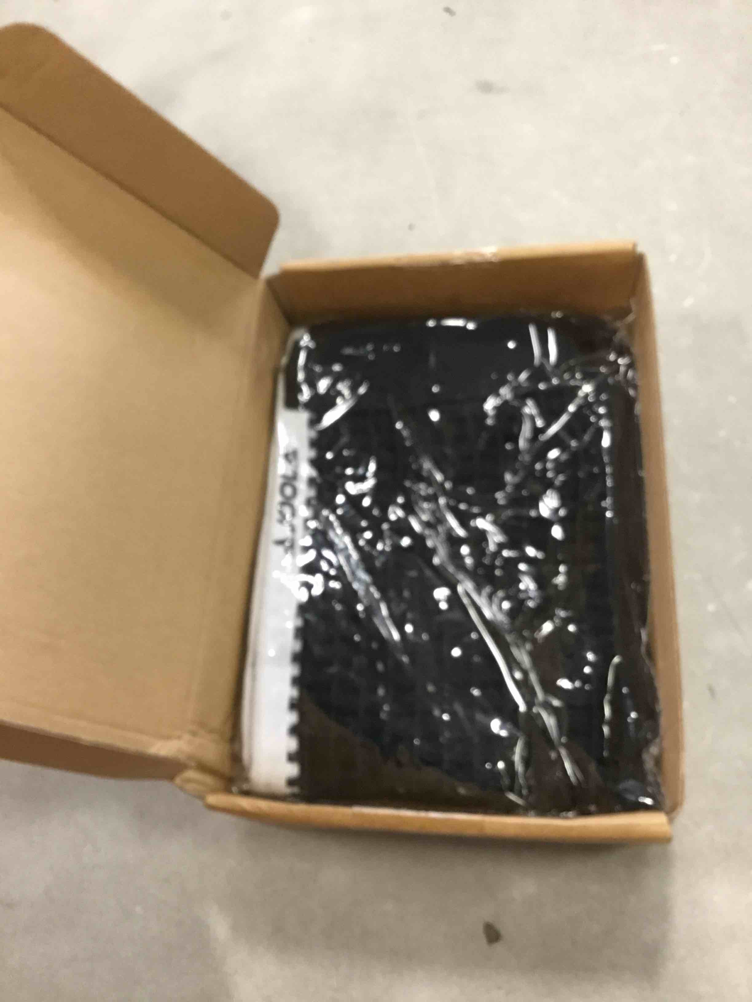 https://s3.amazonaws.com/lotting-images-prod/bidfta/BLU6778375_1721739410477.jpeg