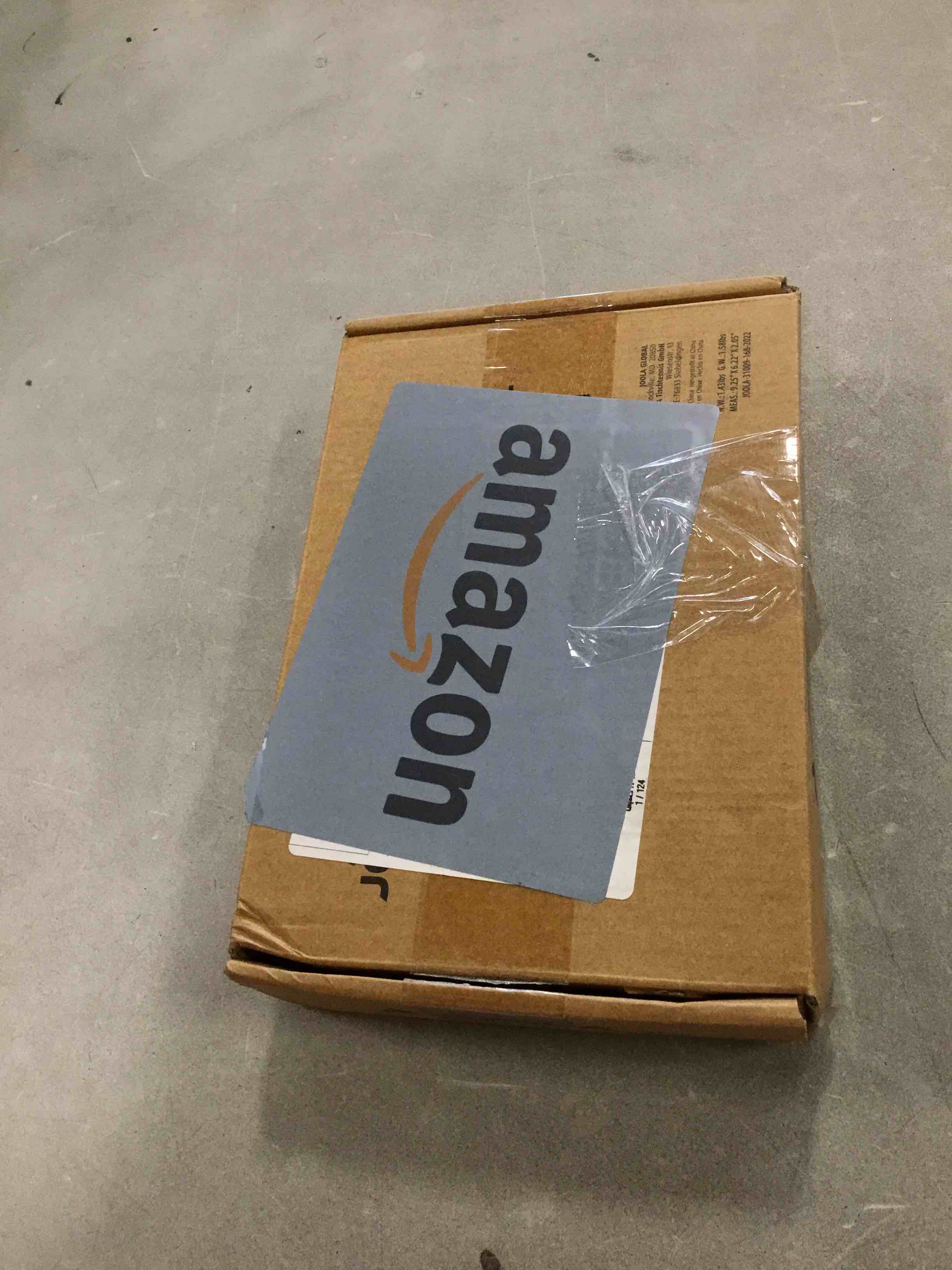 https://s3.amazonaws.com/lotting-images-prod/bidfta/BLU6778375_1721739427968.jpeg