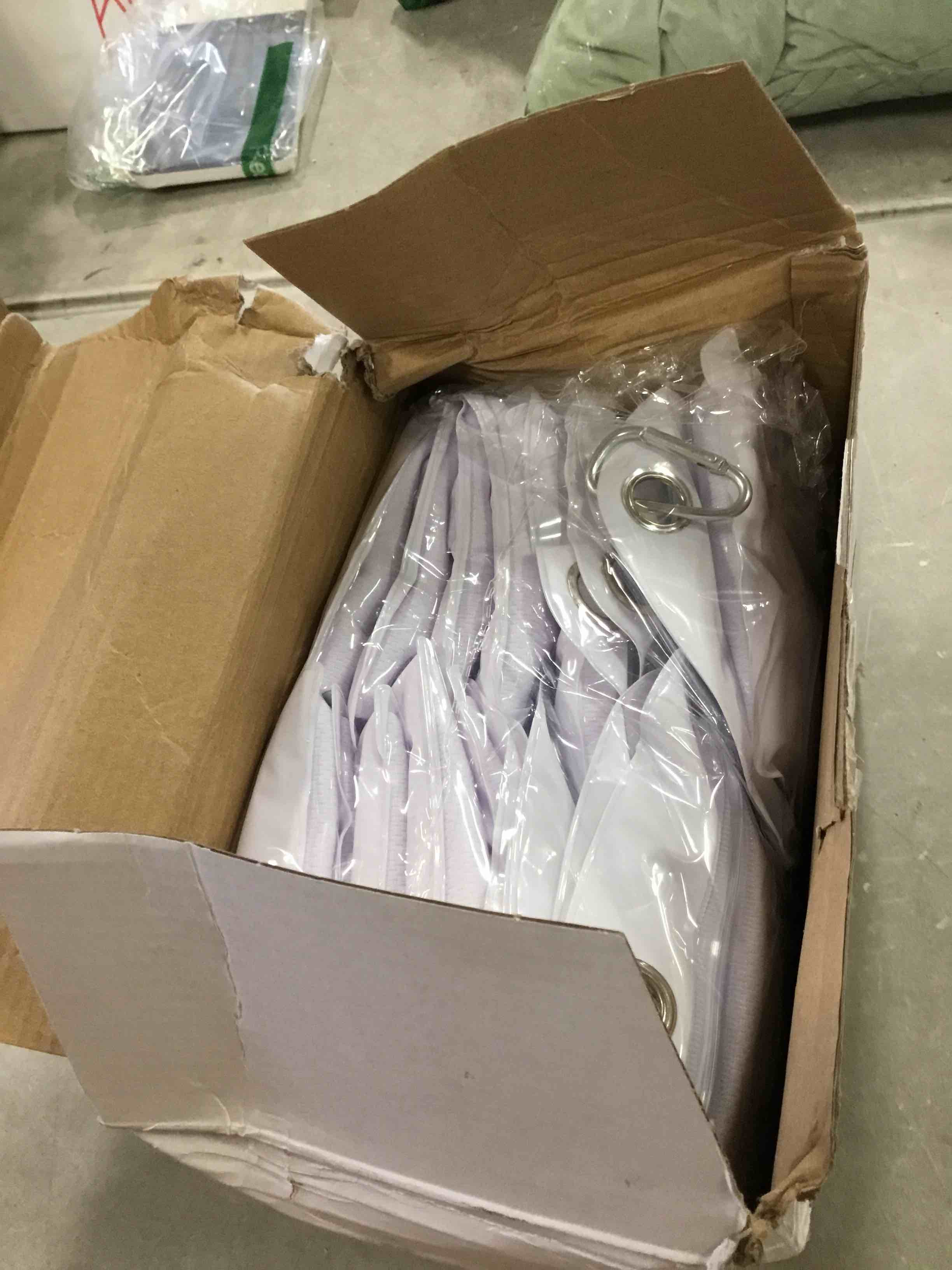 https://s3.amazonaws.com/lotting-images-prod/bidfta/BLU6778566_1721754633907.jpeg