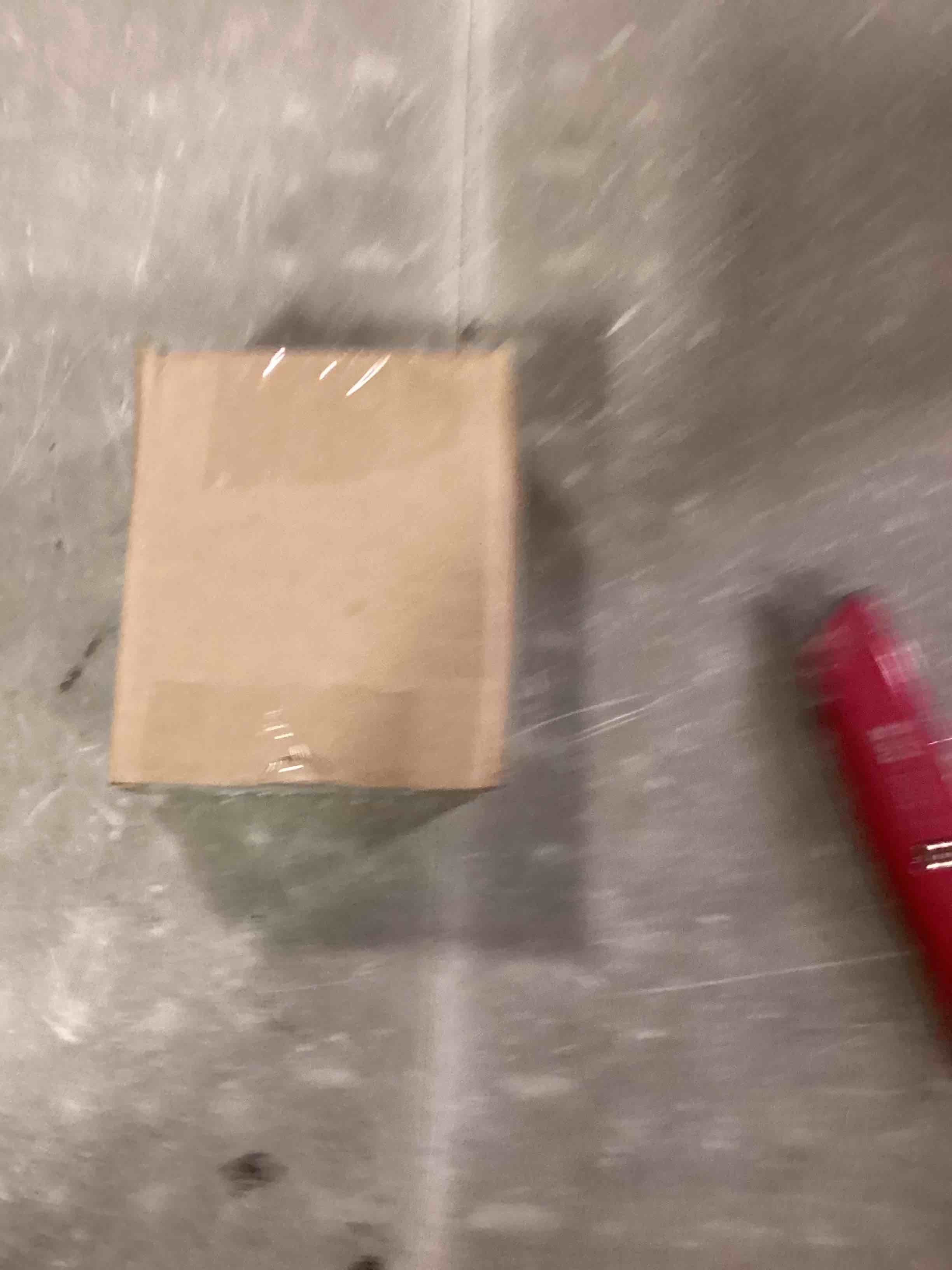 https://s3.amazonaws.com/lotting-images-prod/bidfta/BLU6779461_1722958700160.jpeg