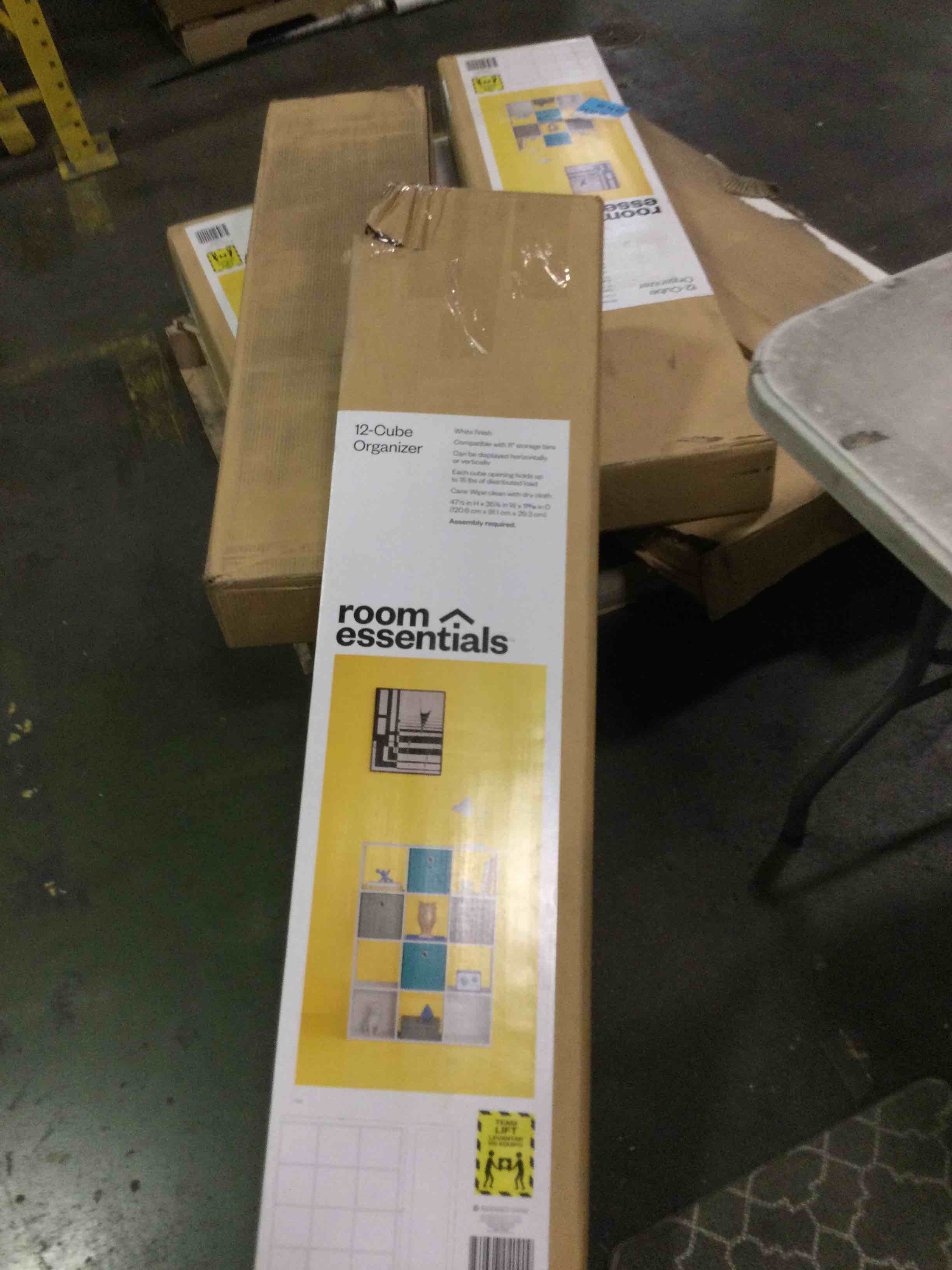 https://s3.amazonaws.com/lotting-images-prod/bidfta/BLU6780060_1723205391374.jpeg