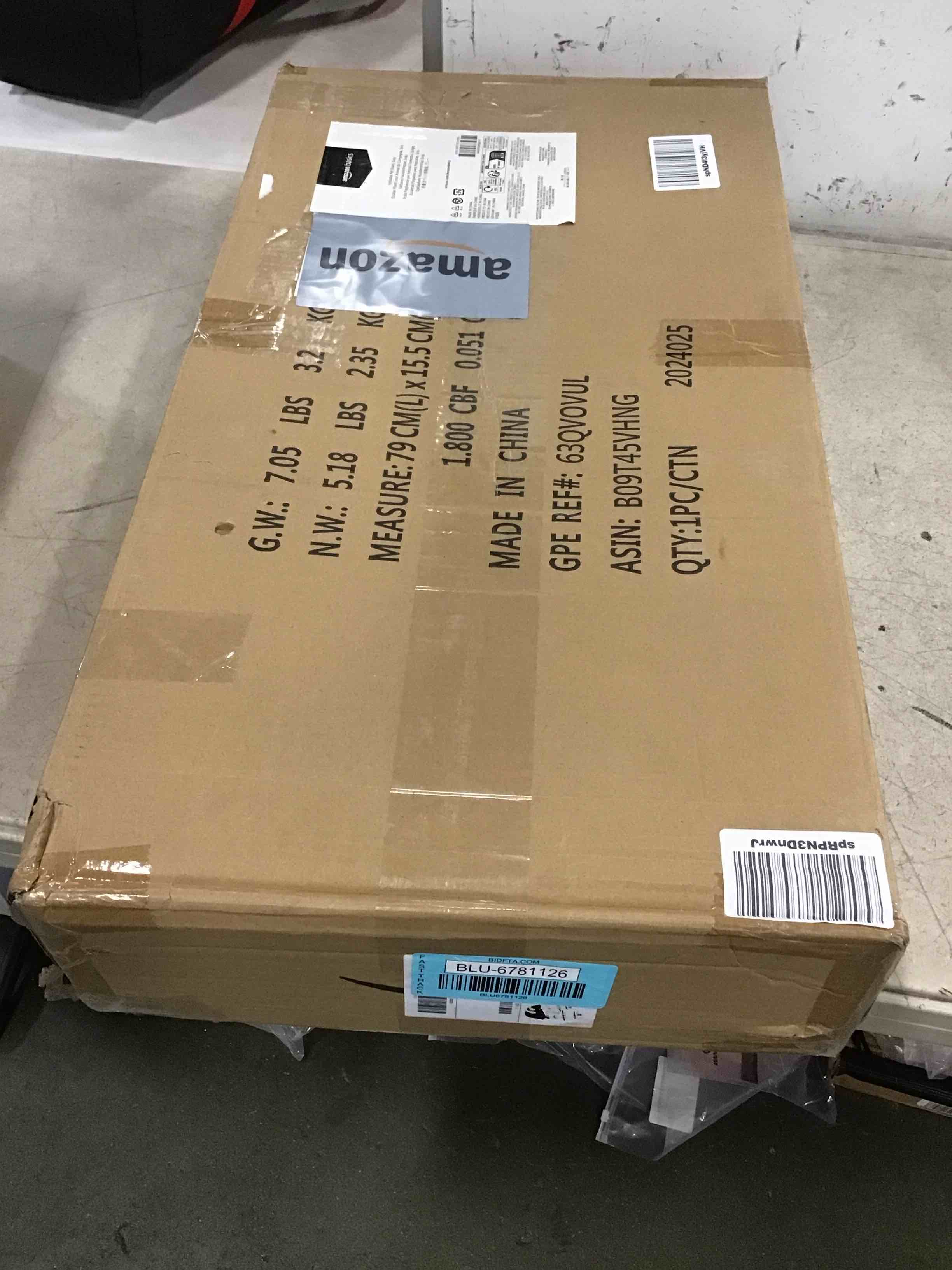 https://s3.amazonaws.com/lotting-images-prod/bidfta/BLU6781126_1721668586896.jpeg