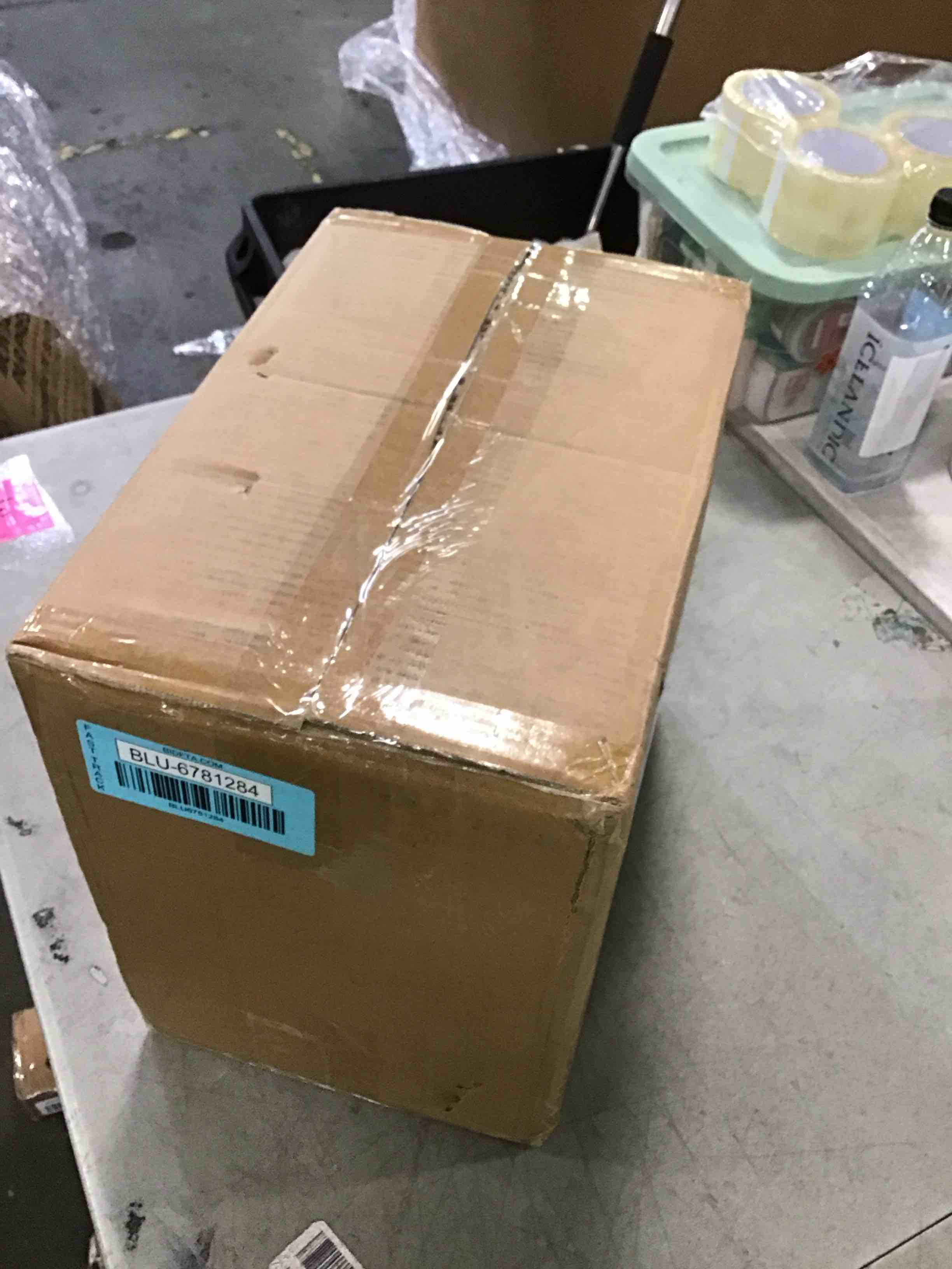 https://s3.amazonaws.com/lotting-images-prod/bidfta/BLU6781284_1721745950405.jpeg
