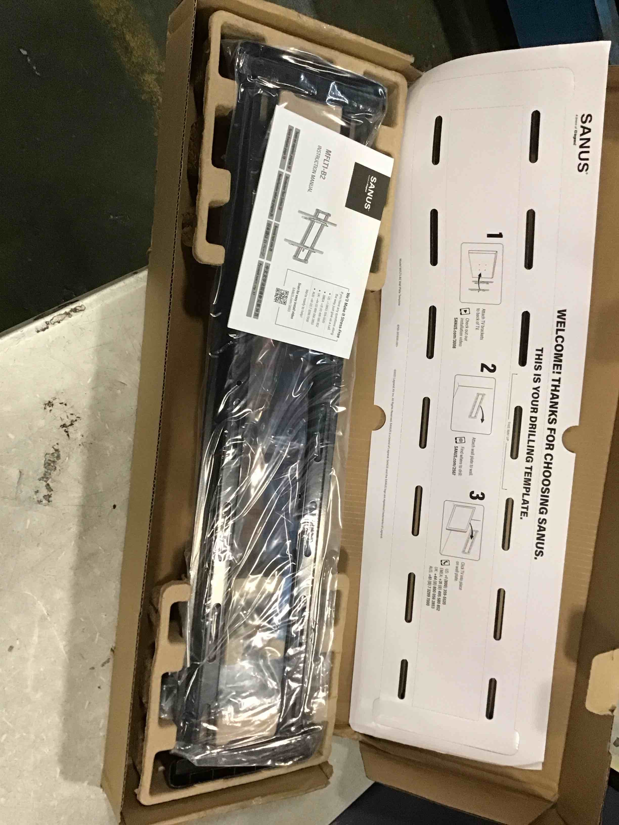 https://s3.amazonaws.com/lotting-images-prod/bidfta/BLU6781433_1721819673335.jpeg
