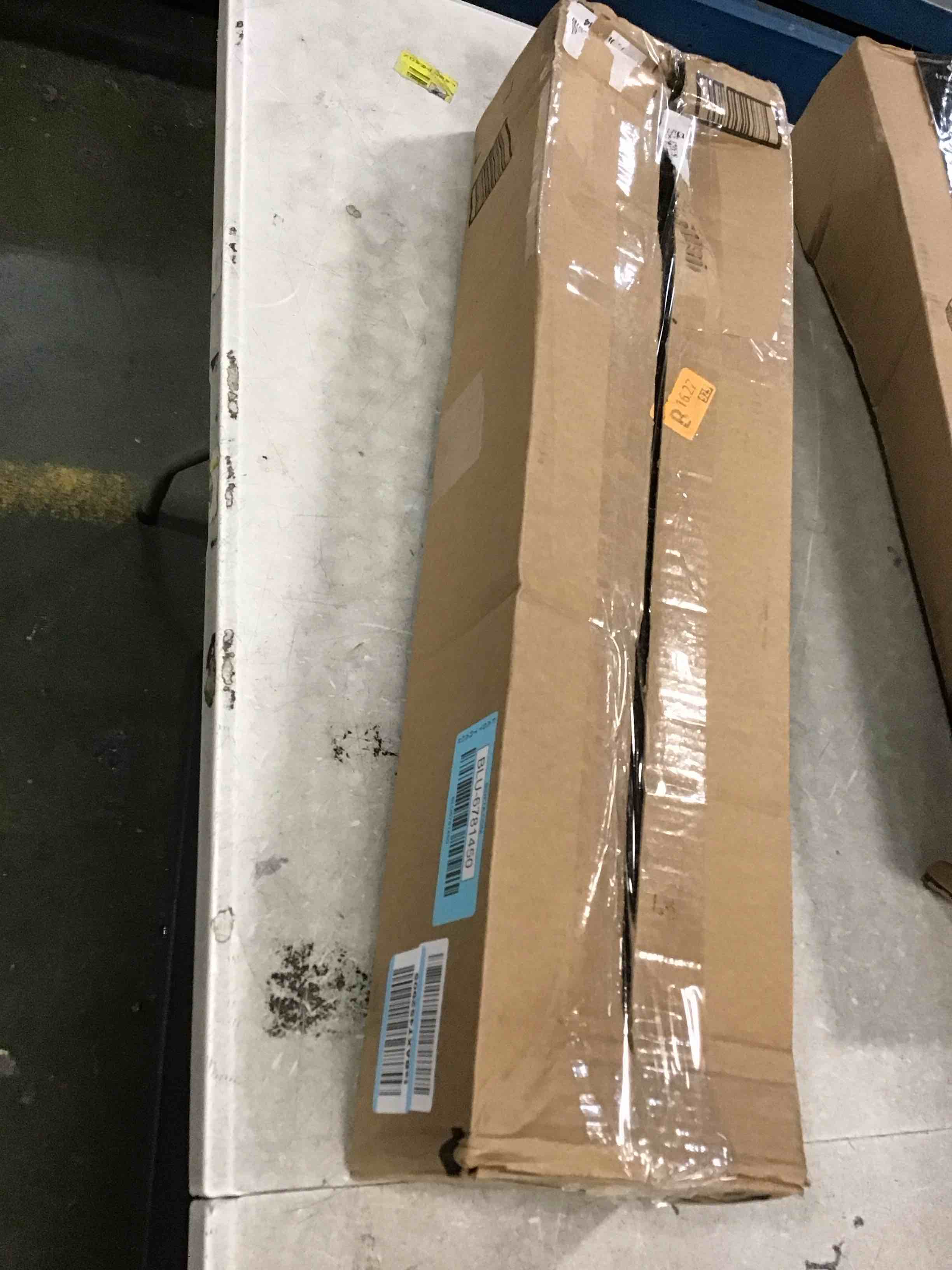 https://s3.amazonaws.com/lotting-images-prod/bidfta/BLU6781450_1721821317894.jpeg