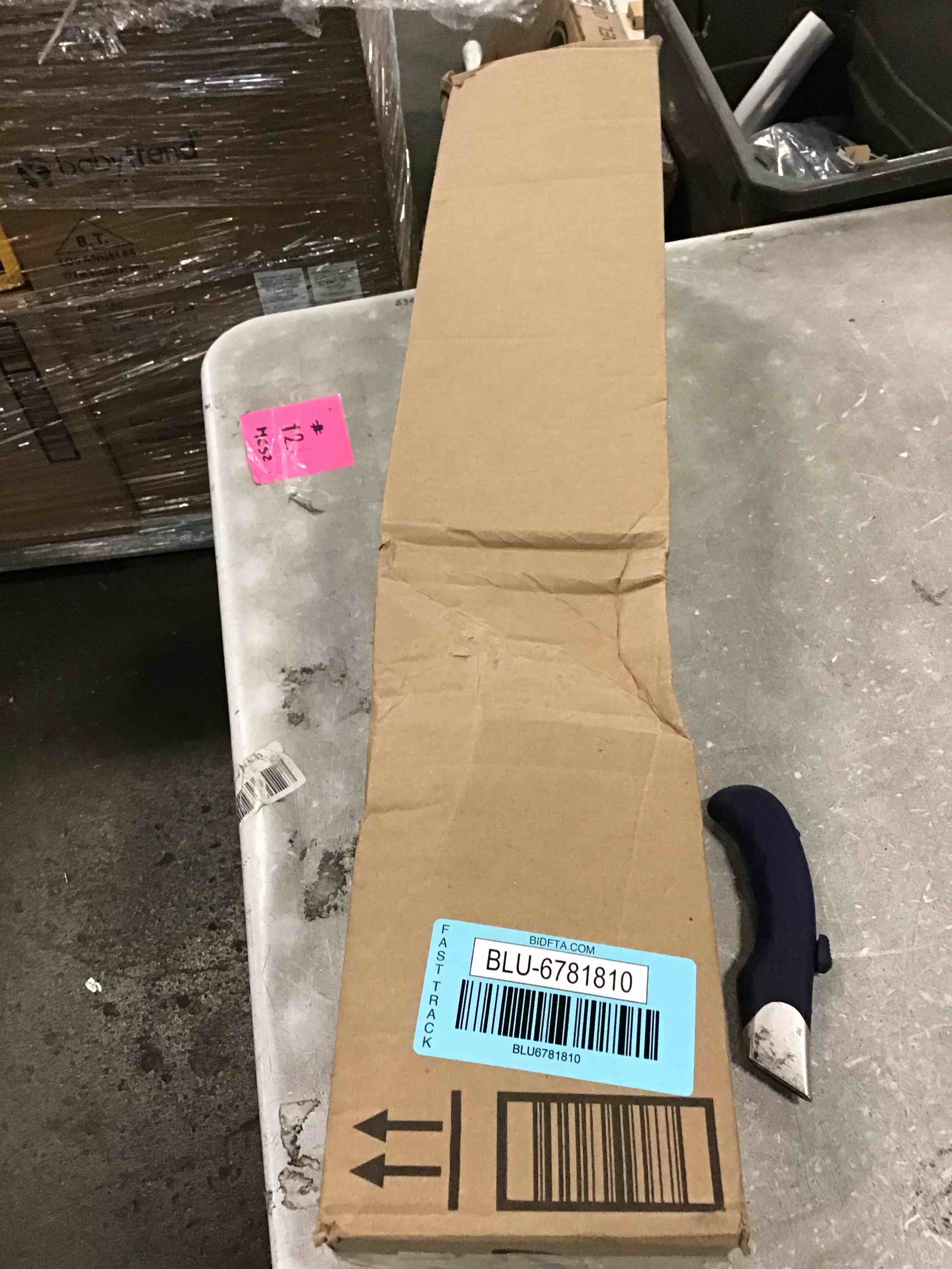 https://s3.amazonaws.com/lotting-images-prod/bidfta/BLU6781810_1721922982851.jpeg