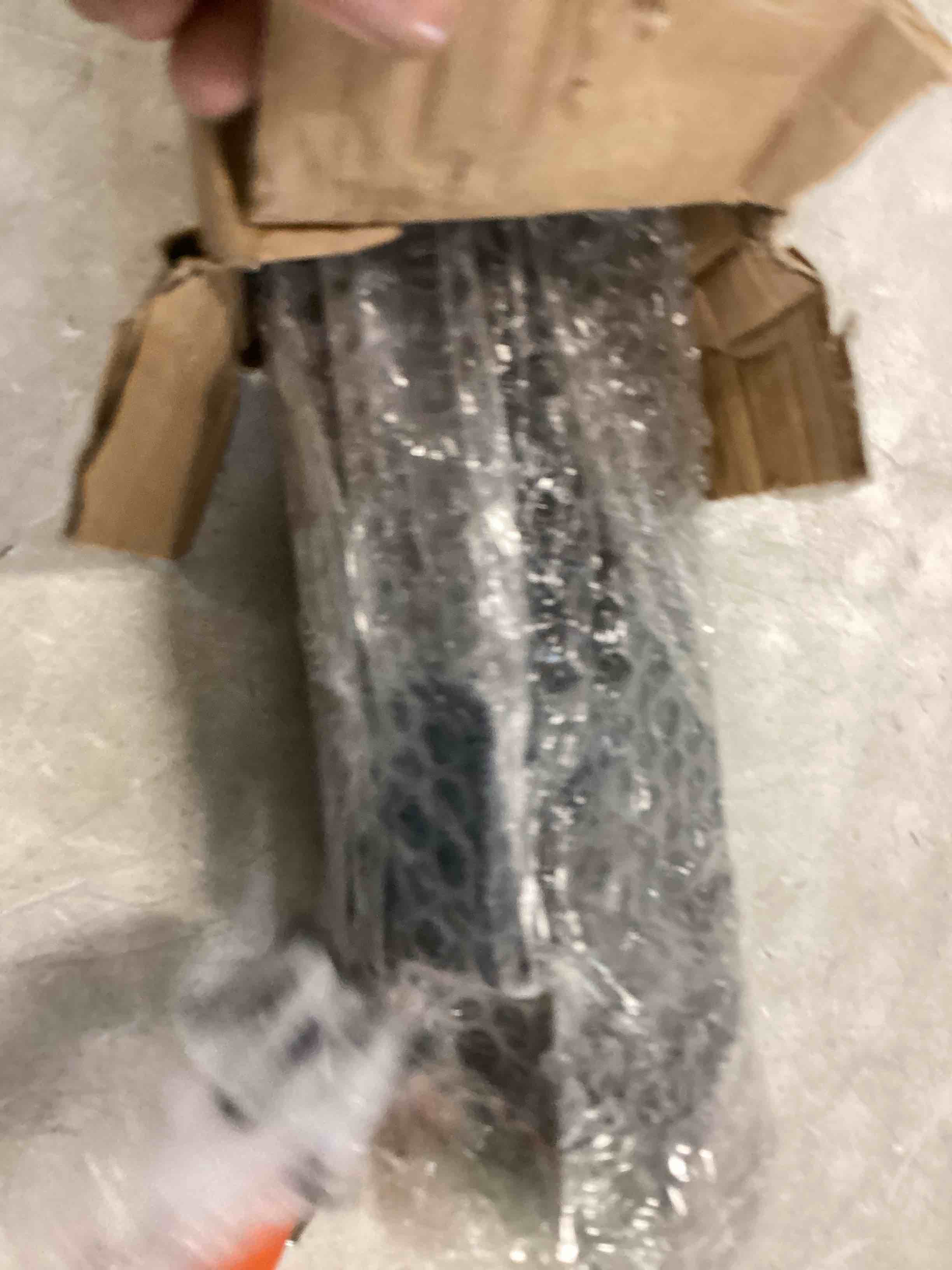https://s3.amazonaws.com/lotting-images-prod/bidfta/BLU6782020_1721246723017.jpeg