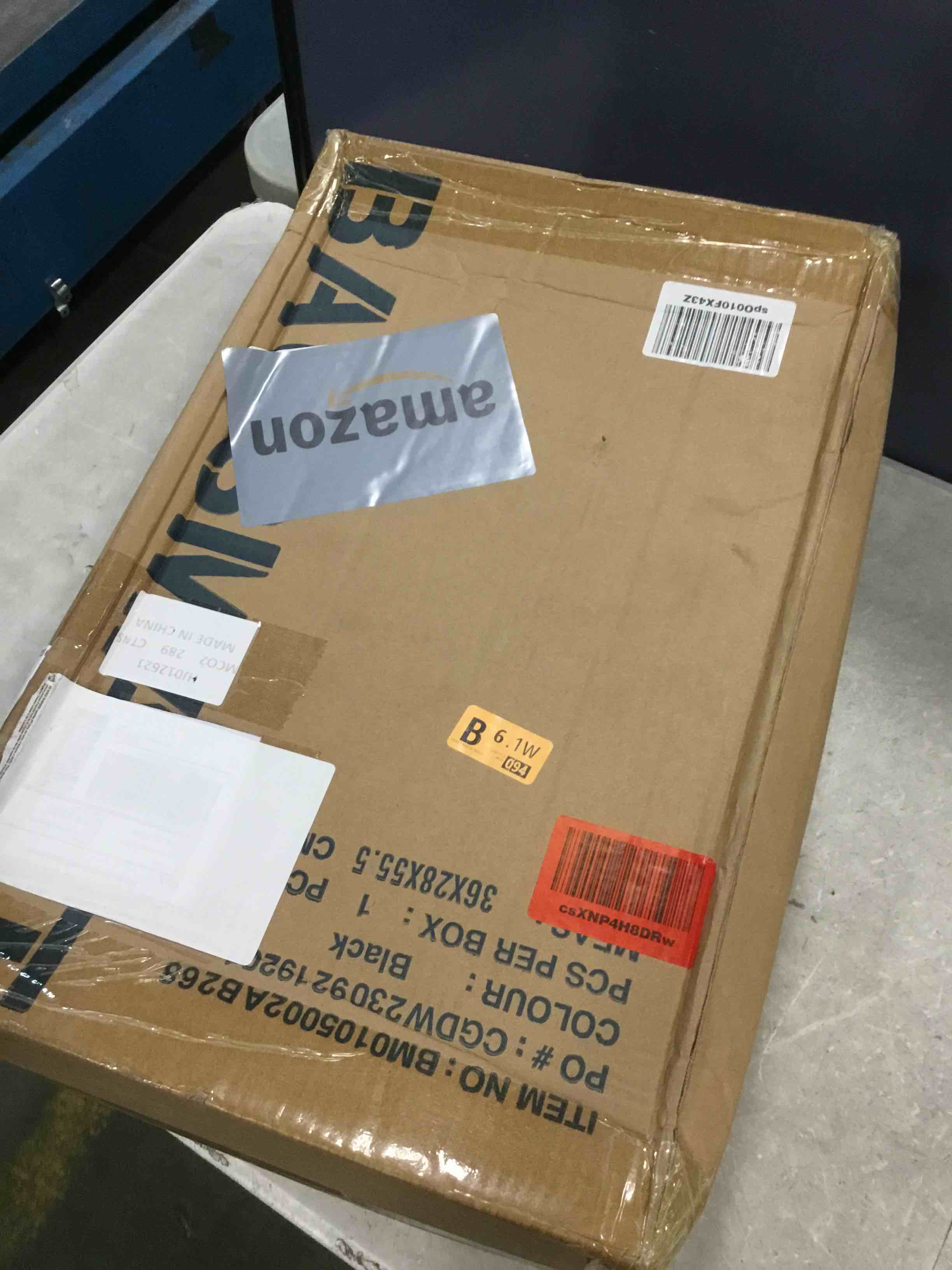 https://s3.amazonaws.com/lotting-images-prod/bidfta/BLU6782175_1721268554293.jpeg