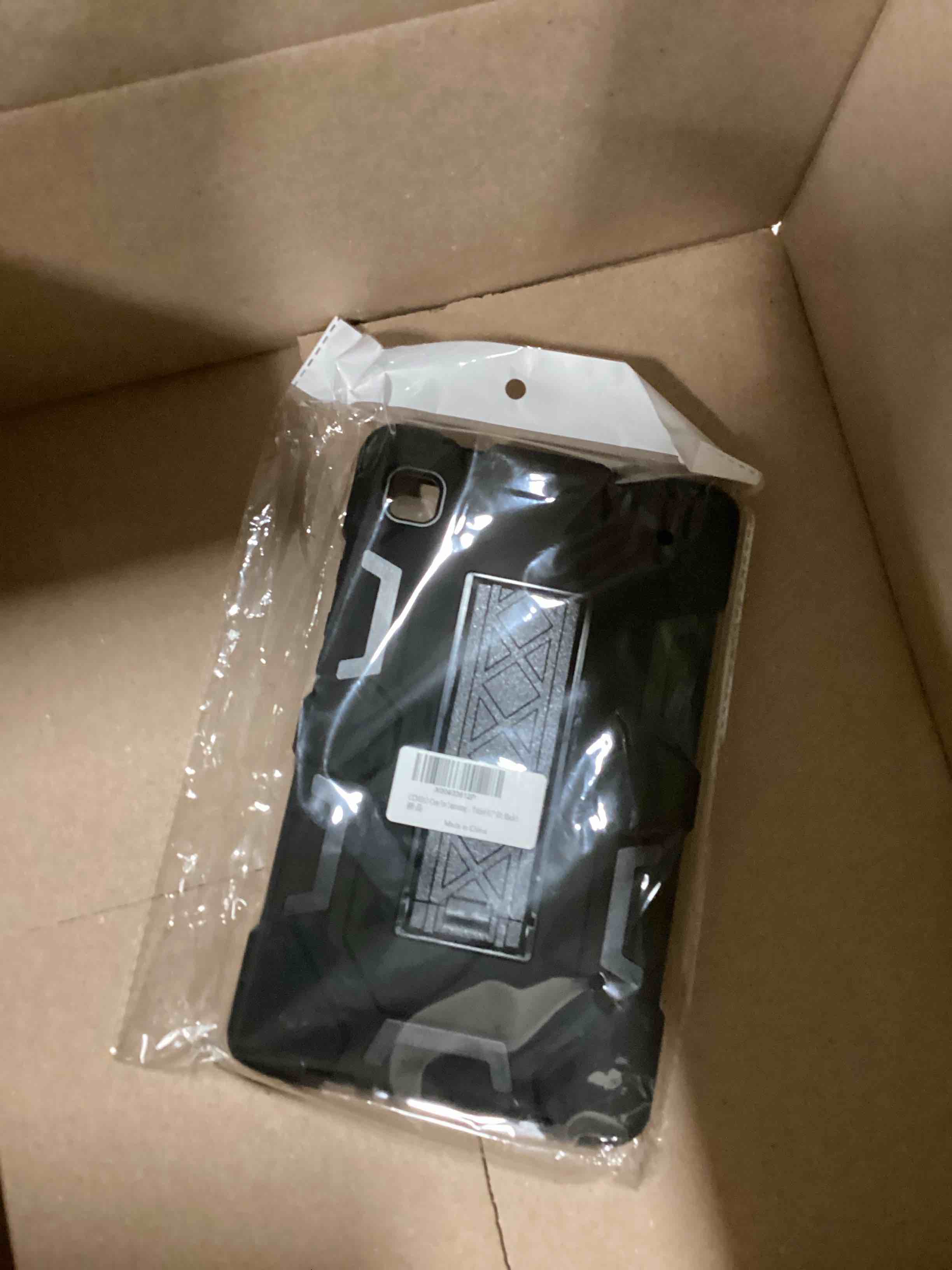 https://s3.amazonaws.com/lotting-images-prod/bidfta/BLU6782281_1721304723329.jpeg