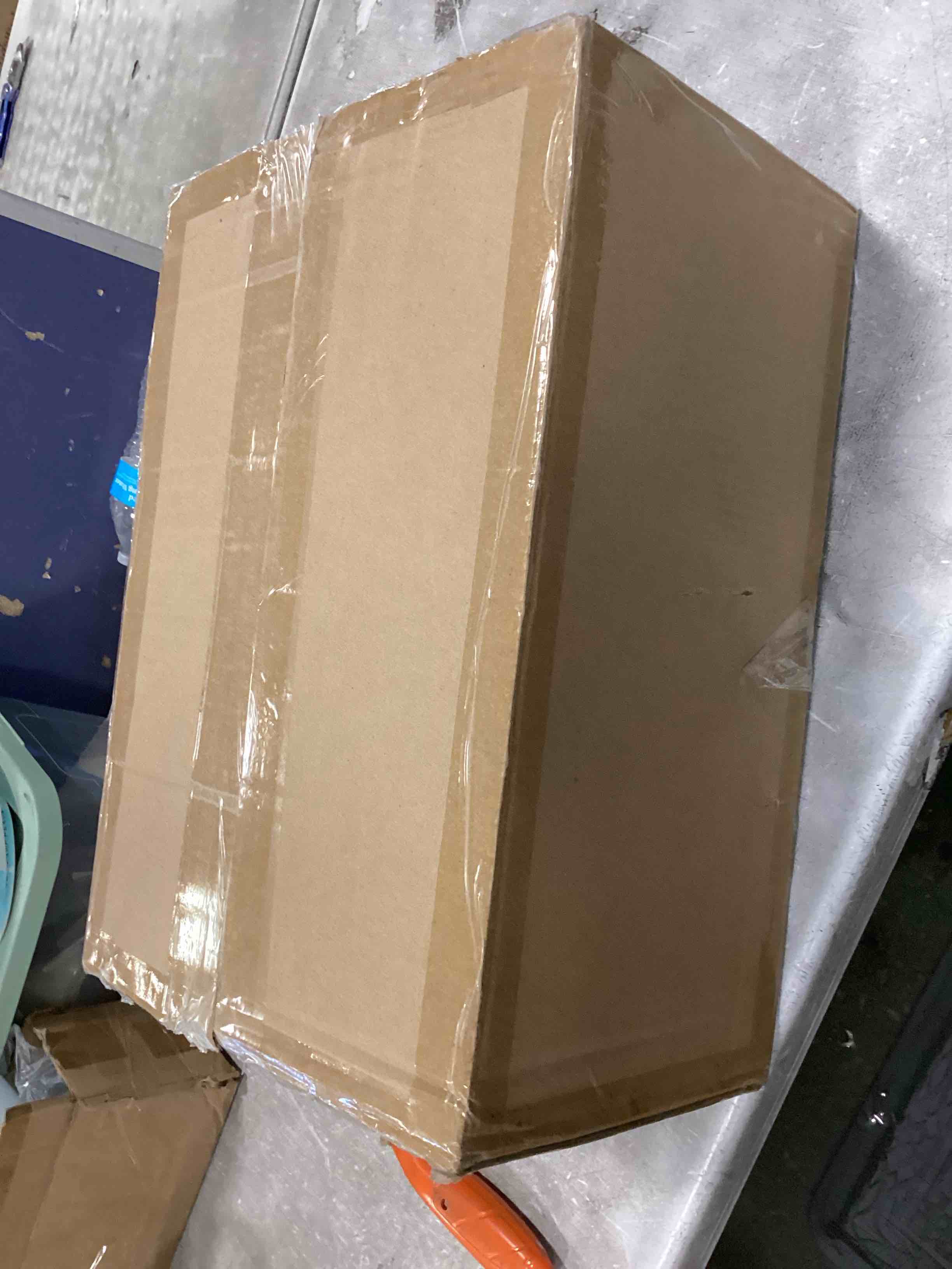 https://s3.amazonaws.com/lotting-images-prod/bidfta/BLU6782344_1721310825111.jpeg