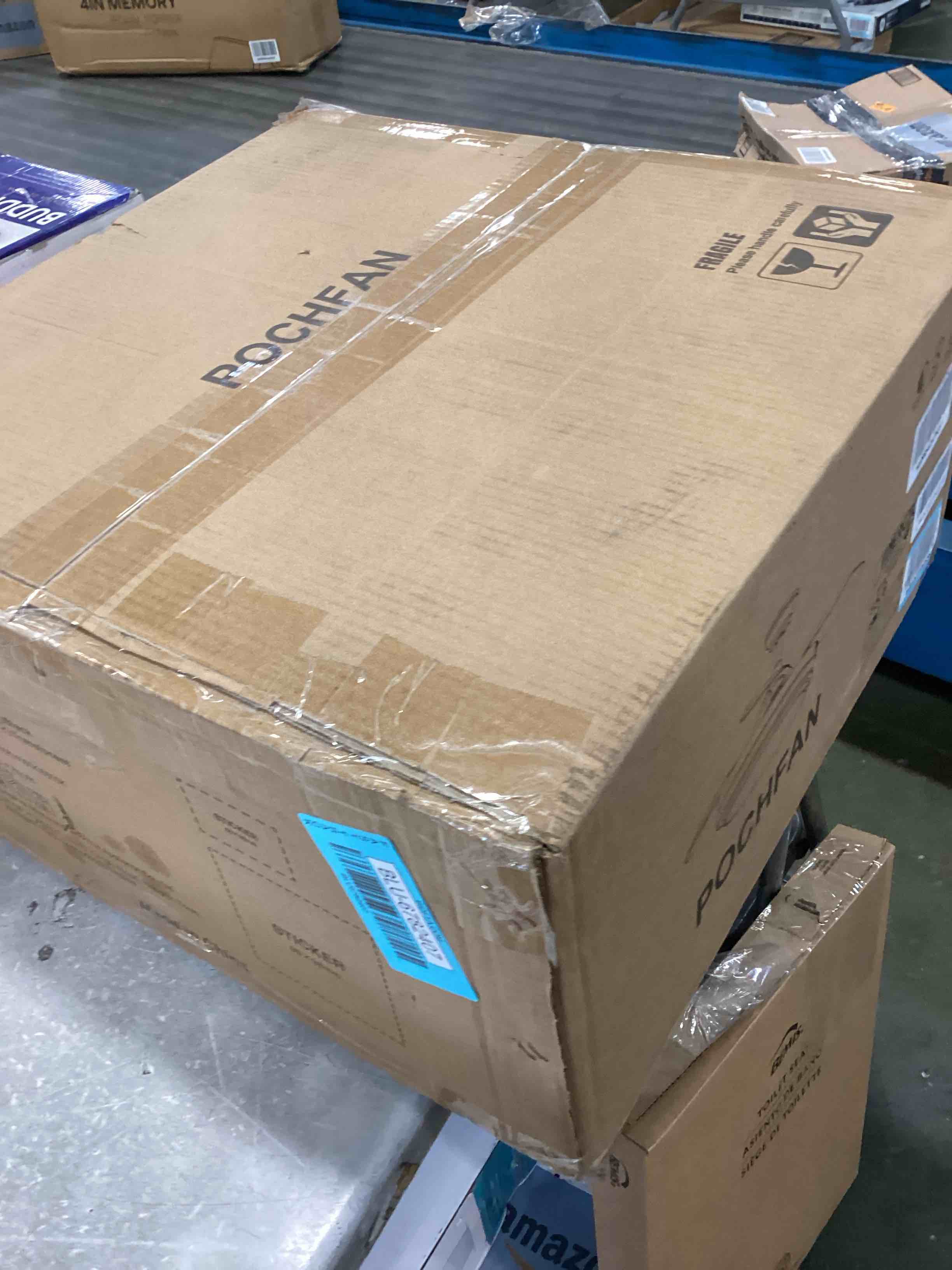https://s3.amazonaws.com/lotting-images-prod/bidfta/BLU6782407_1721319468189.jpeg