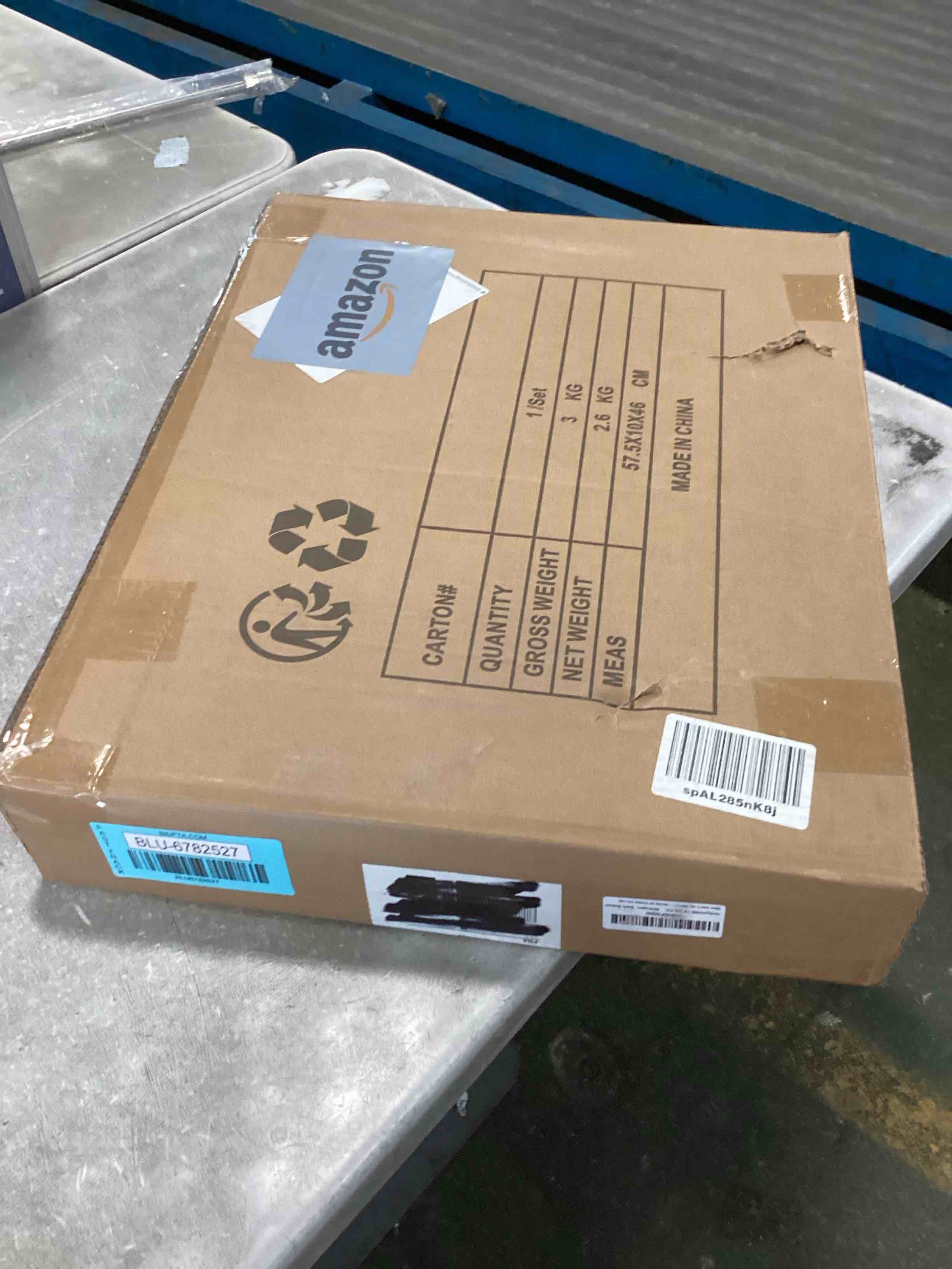 https://s3.amazonaws.com/lotting-images-prod/bidfta/BLU6782527_1721338004593.jpeg