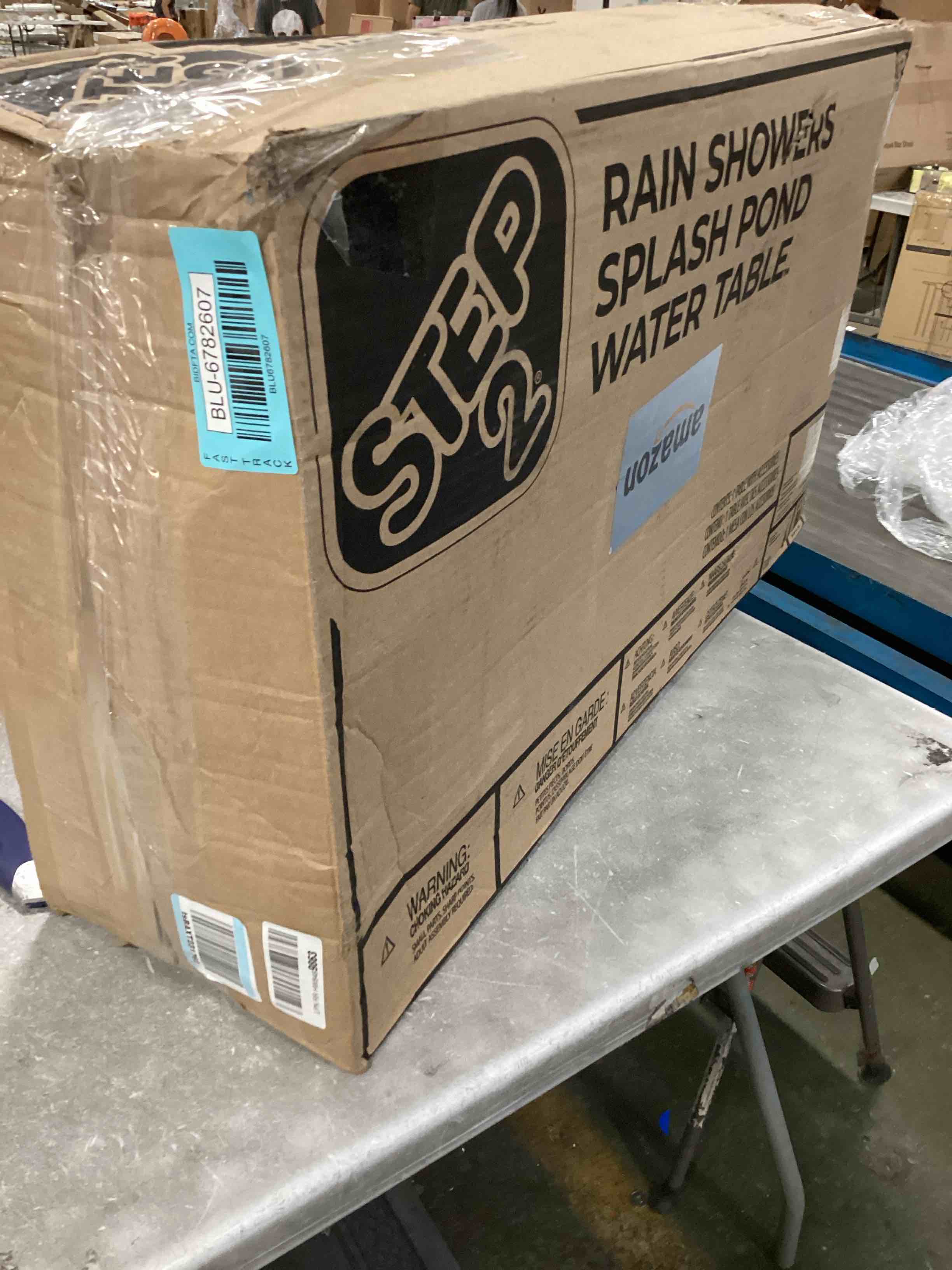 https://s3.amazonaws.com/lotting-images-prod/bidfta/BLU6782607_1721349979073.jpeg