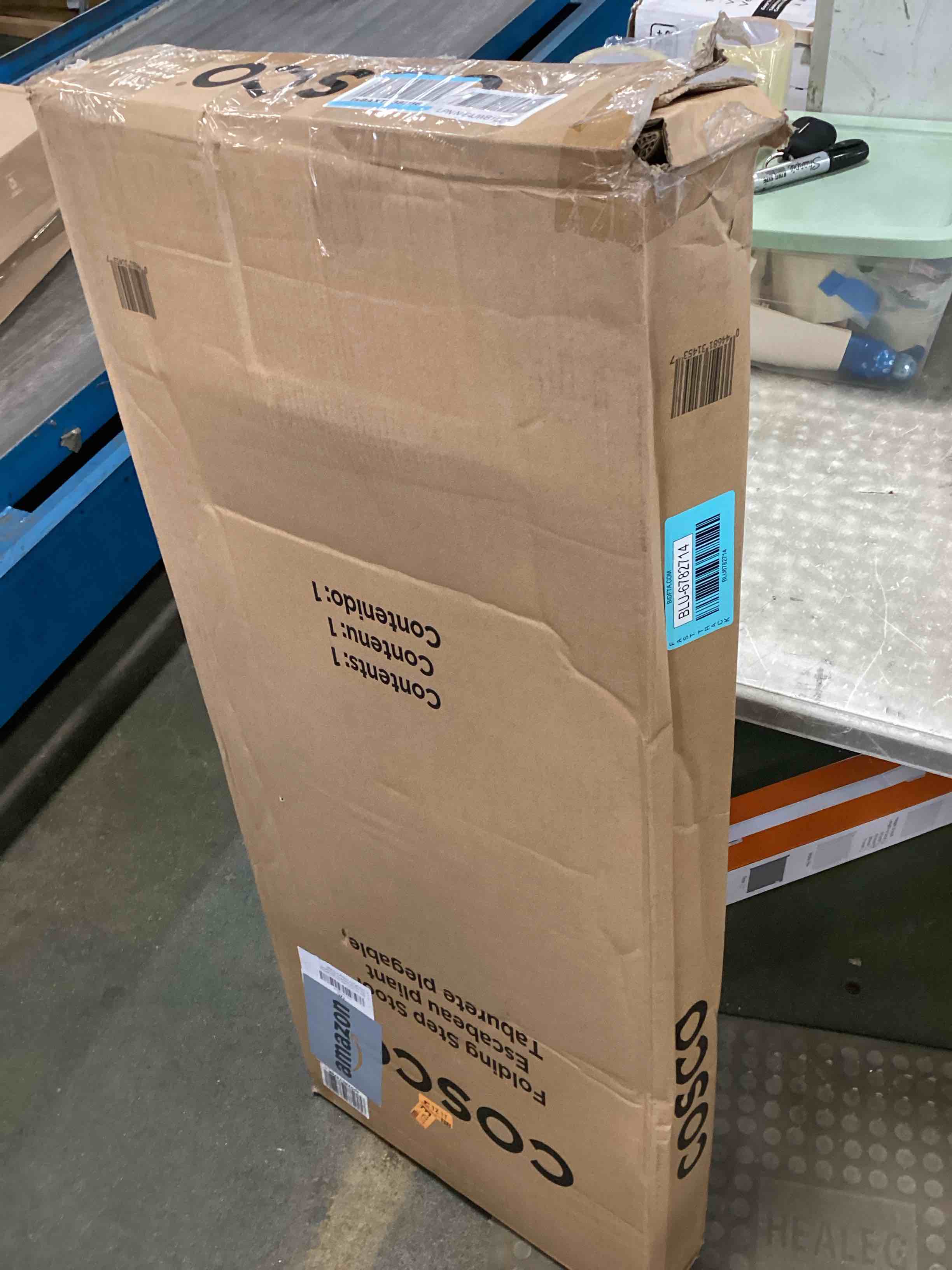 https://s3.amazonaws.com/lotting-images-prod/bidfta/BLU6782714_1721395283289.jpeg