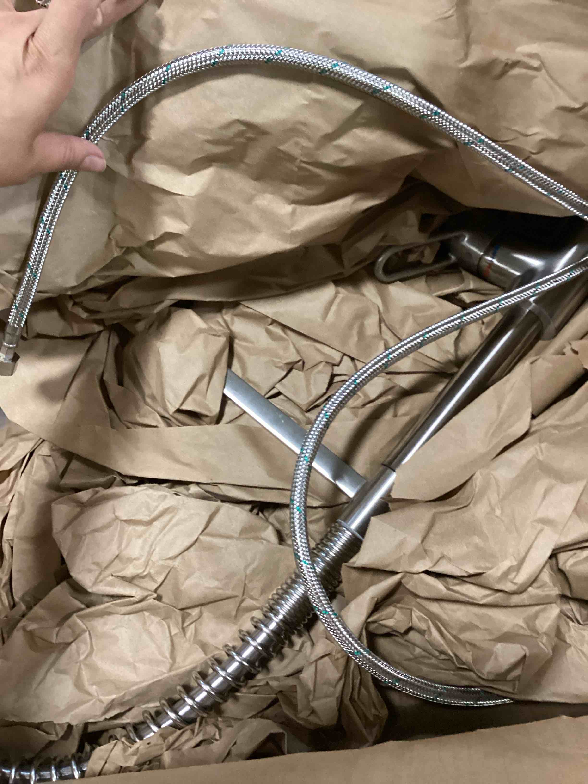 https://s3.amazonaws.com/lotting-images-prod/bidfta/BLU6782861_1721415009608.jpeg