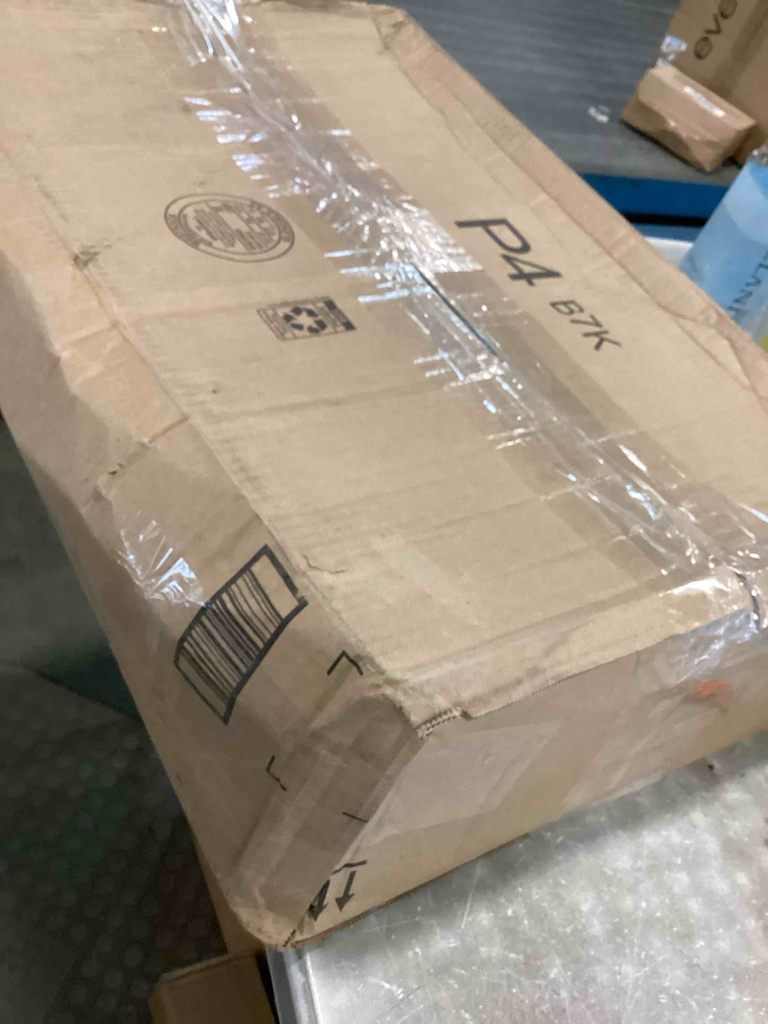 https://s3.amazonaws.com/lotting-images-prod/bidfta/BLU6782861_1721415019612.jpeg
