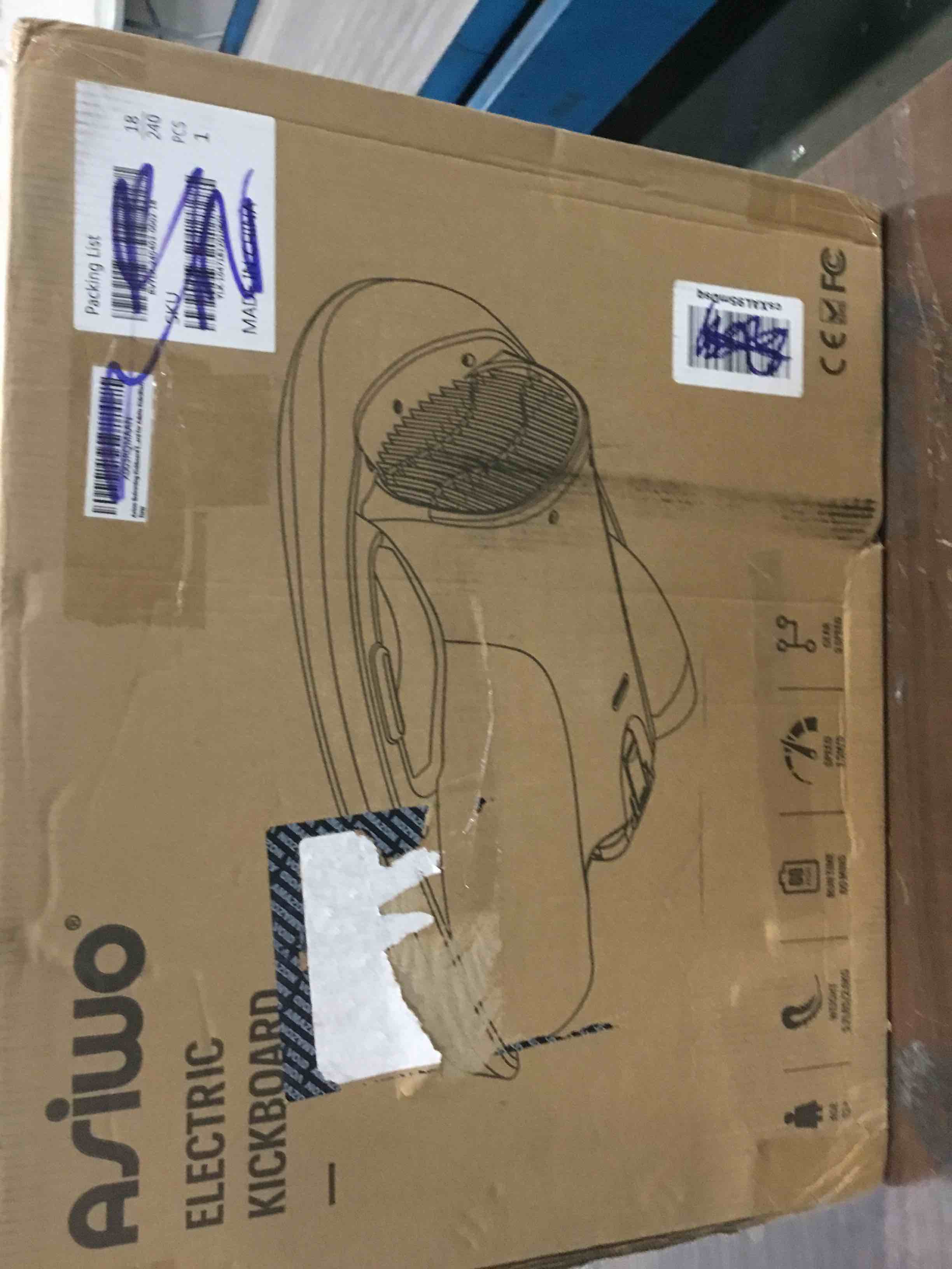 https://s3.amazonaws.com/lotting-images-prod/bidfta/BLU6783507_1721177493643.jpeg