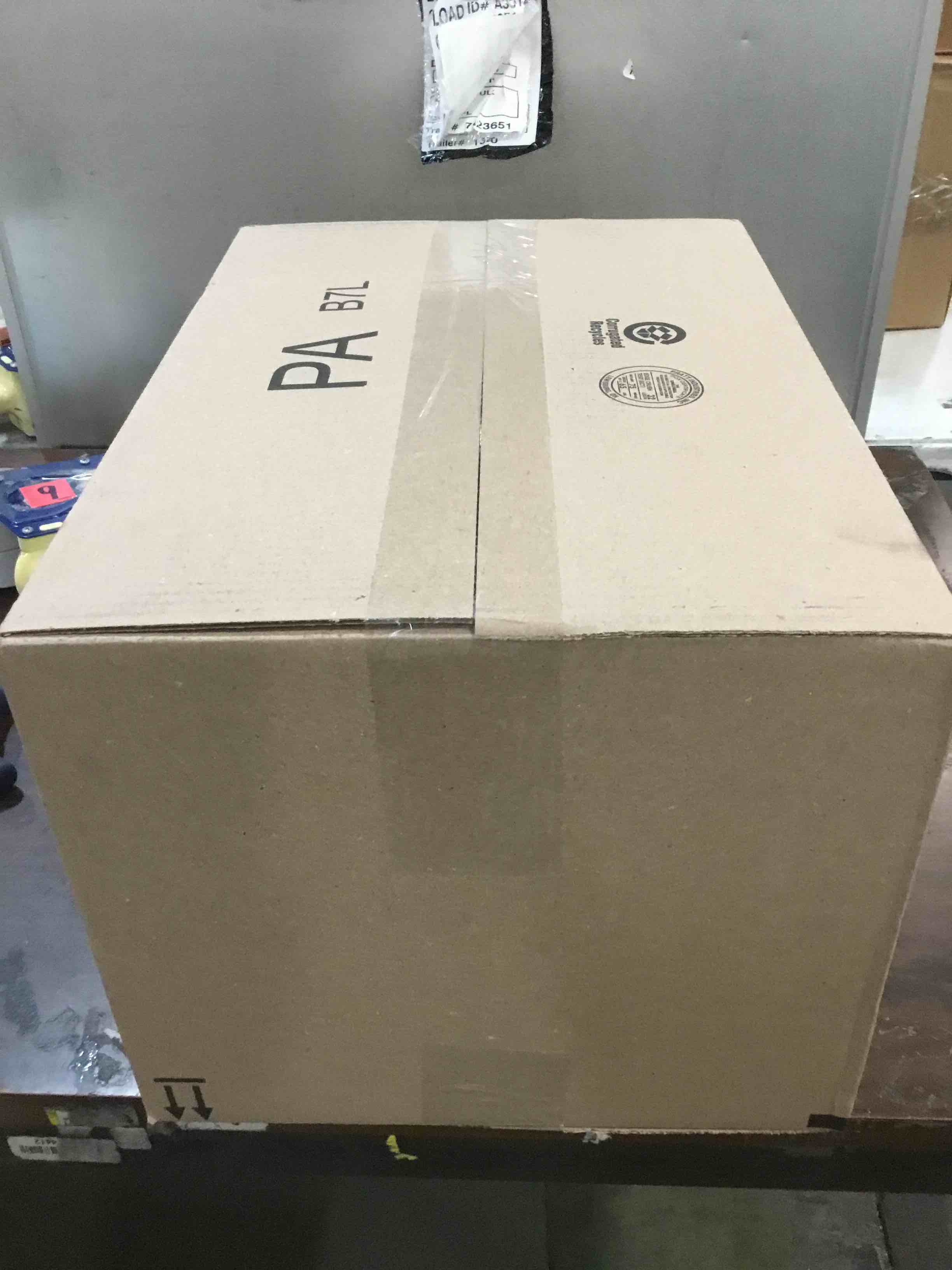 https://s3.amazonaws.com/lotting-images-prod/bidfta/BLU6783544_1721191367977.jpeg