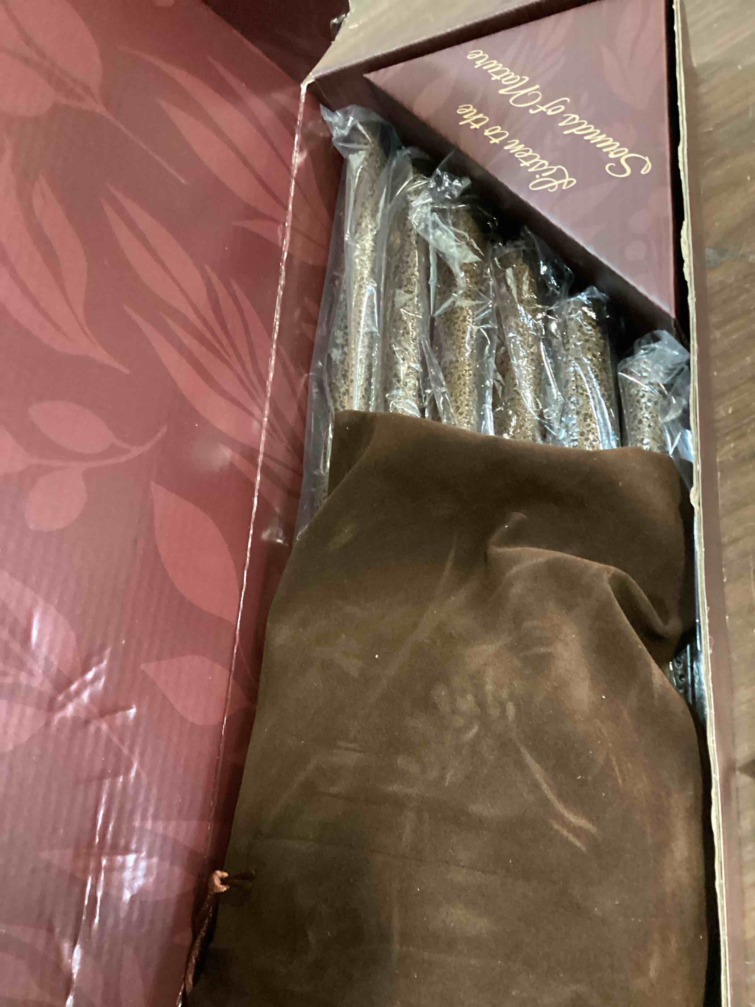 https://s3.amazonaws.com/lotting-images-prod/bidfta/BLU6783812_1721318397525.jpeg