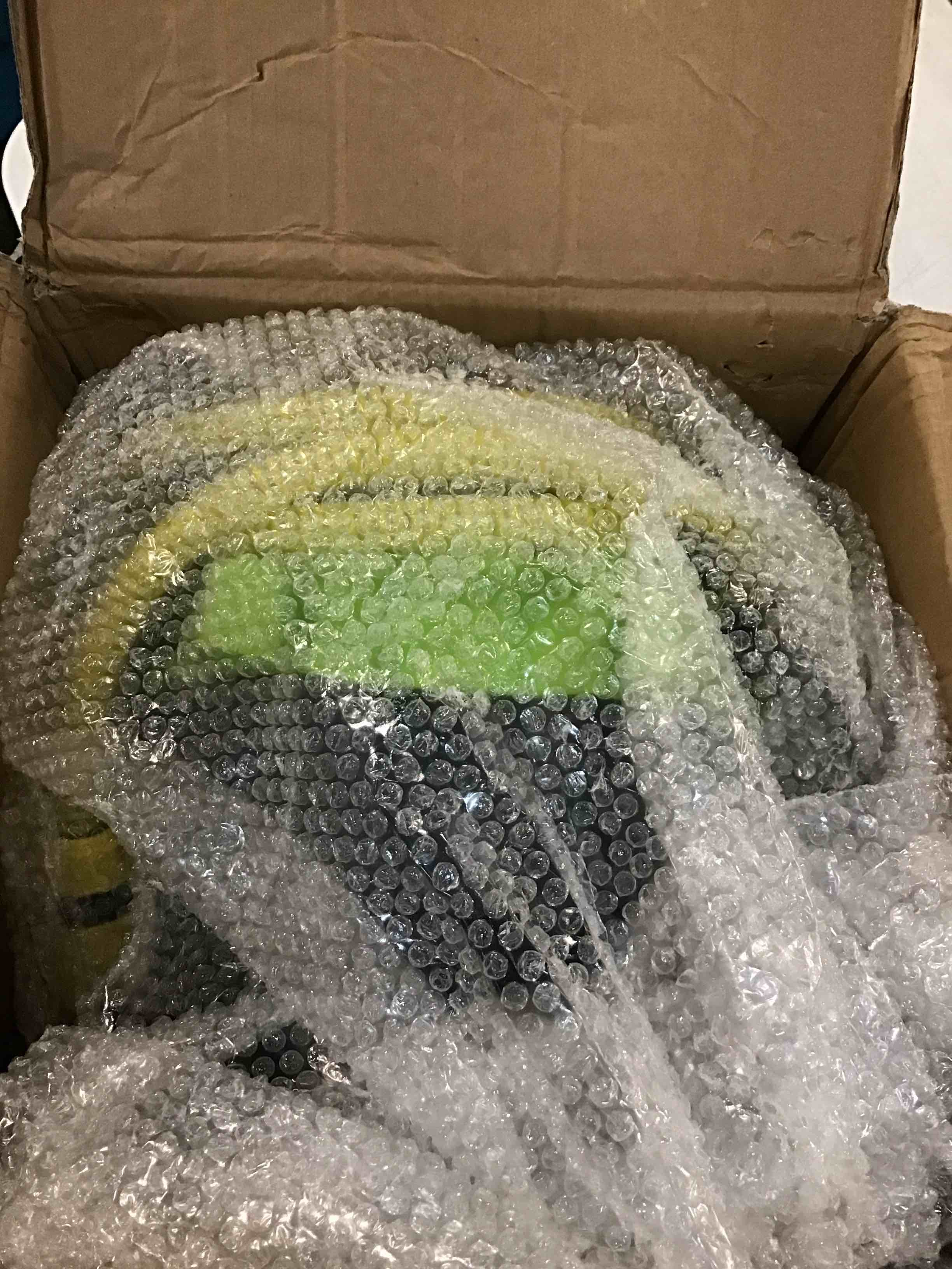 https://s3.amazonaws.com/lotting-images-prod/bidfta/BLU6784180_1721474995083.jpeg