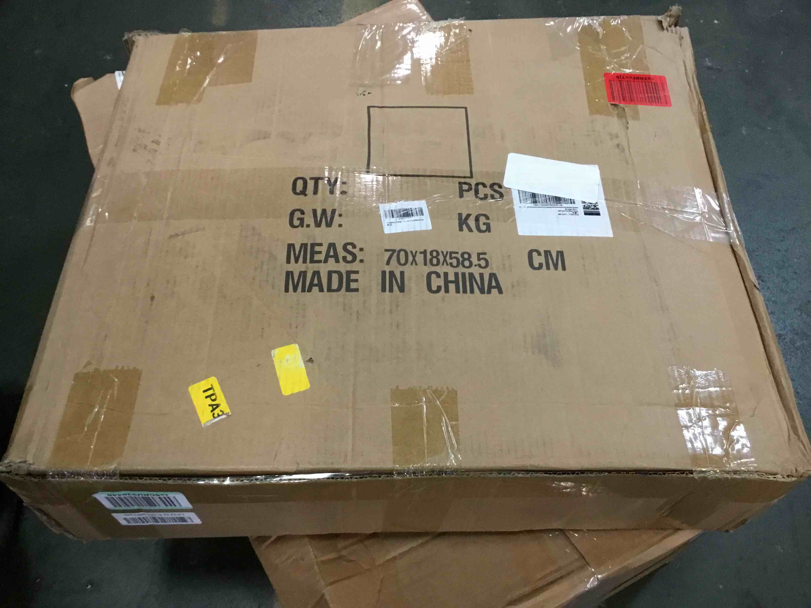 https://s3.amazonaws.com/lotting-images-prod/bidfta/BLU6785191_1721246529877.jpeg