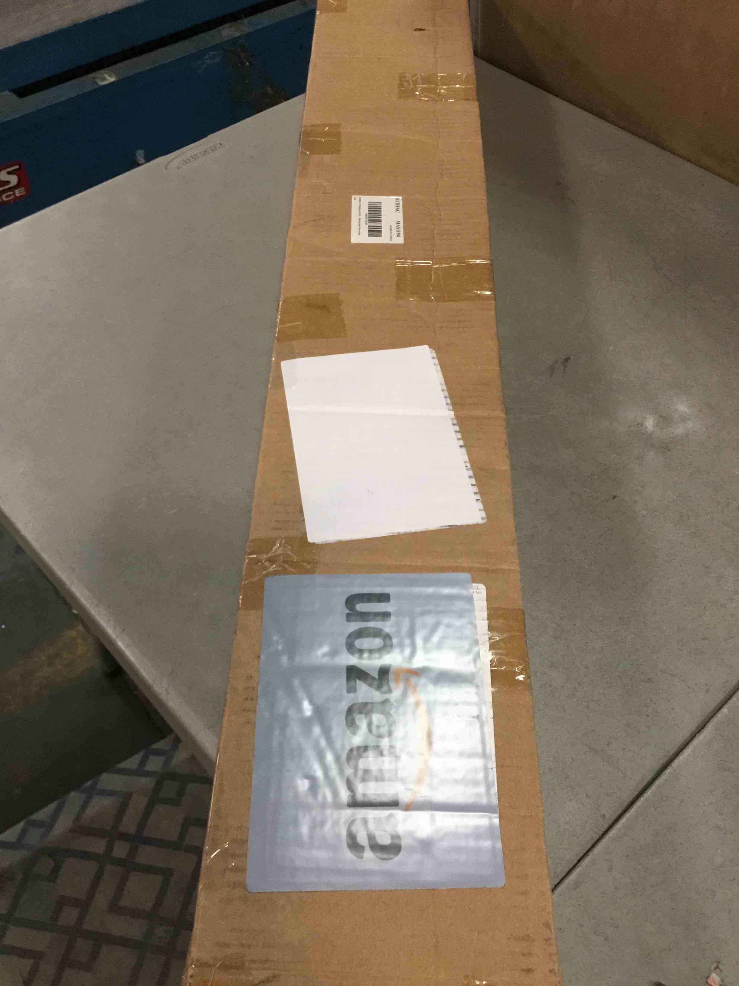 https://s3.amazonaws.com/lotting-images-prod/bidfta/BLU6785355_1721323013724.jpeg