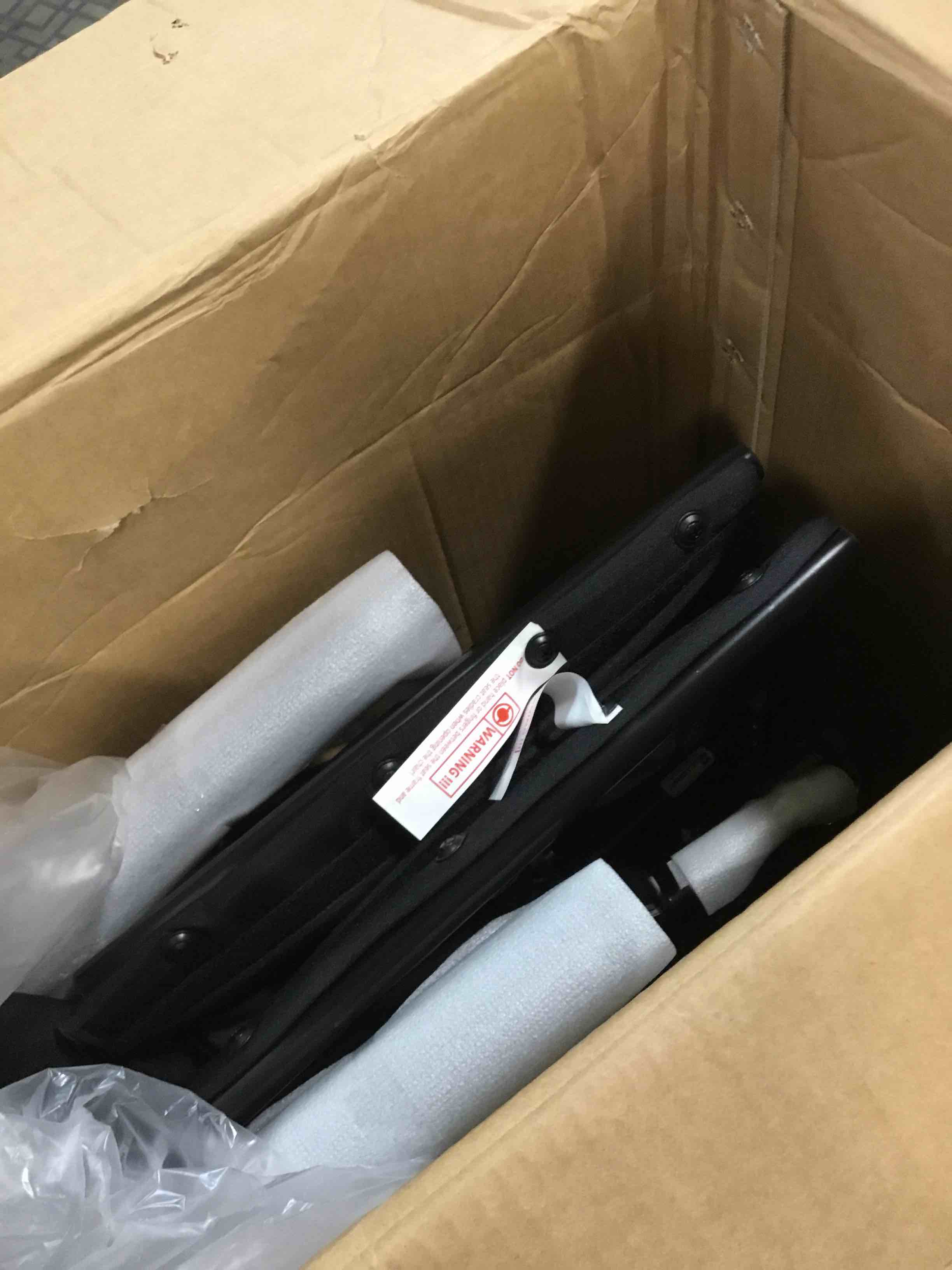 https://s3.amazonaws.com/lotting-images-prod/bidfta/BLU6785573_1721390975043.jpeg