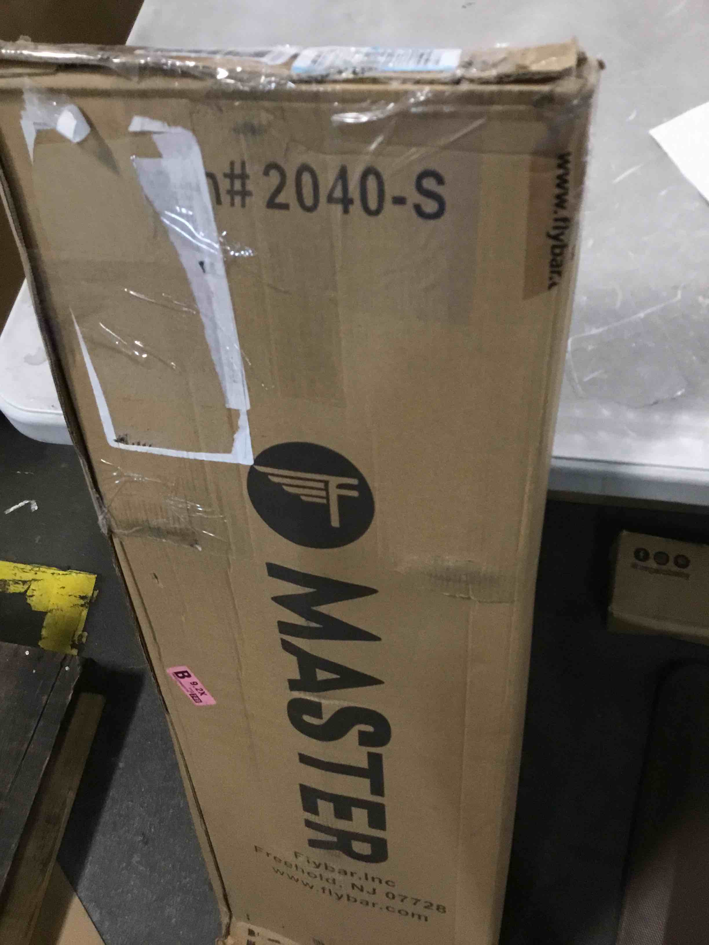 https://s3.amazonaws.com/lotting-images-prod/bidfta/BLU6785591_1721393514577.jpeg