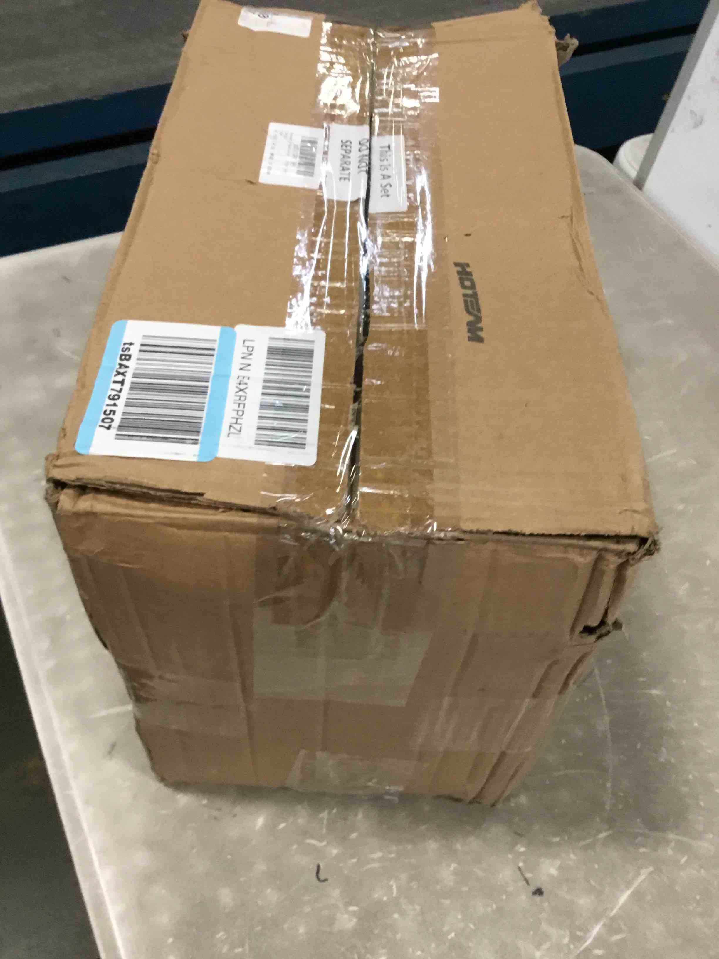 https://s3.amazonaws.com/lotting-images-prod/bidfta/BLU6785877_1721655412992.jpeg