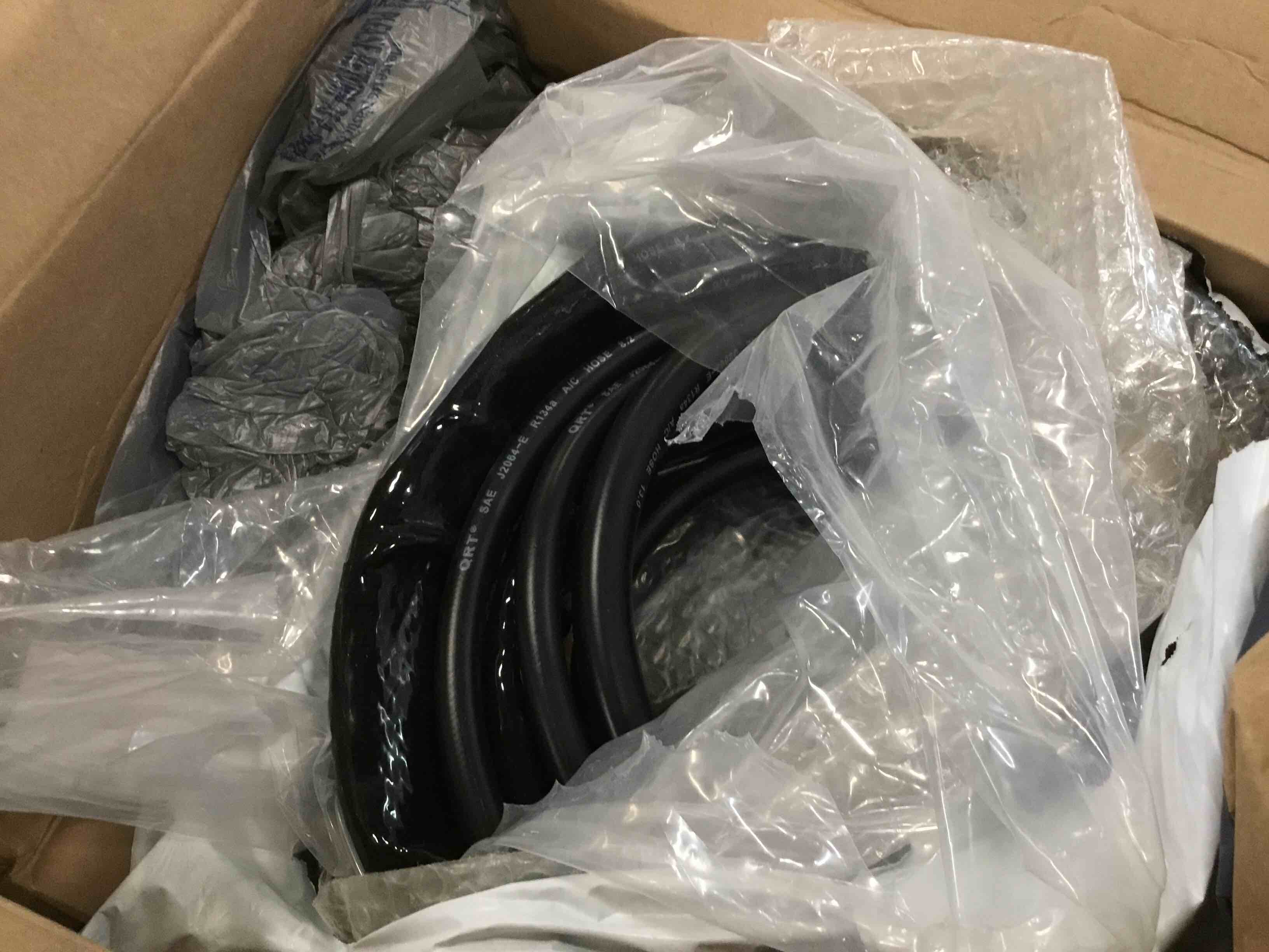 https://s3.amazonaws.com/lotting-images-prod/bidfta/BLU6786249_1721757335108.jpeg