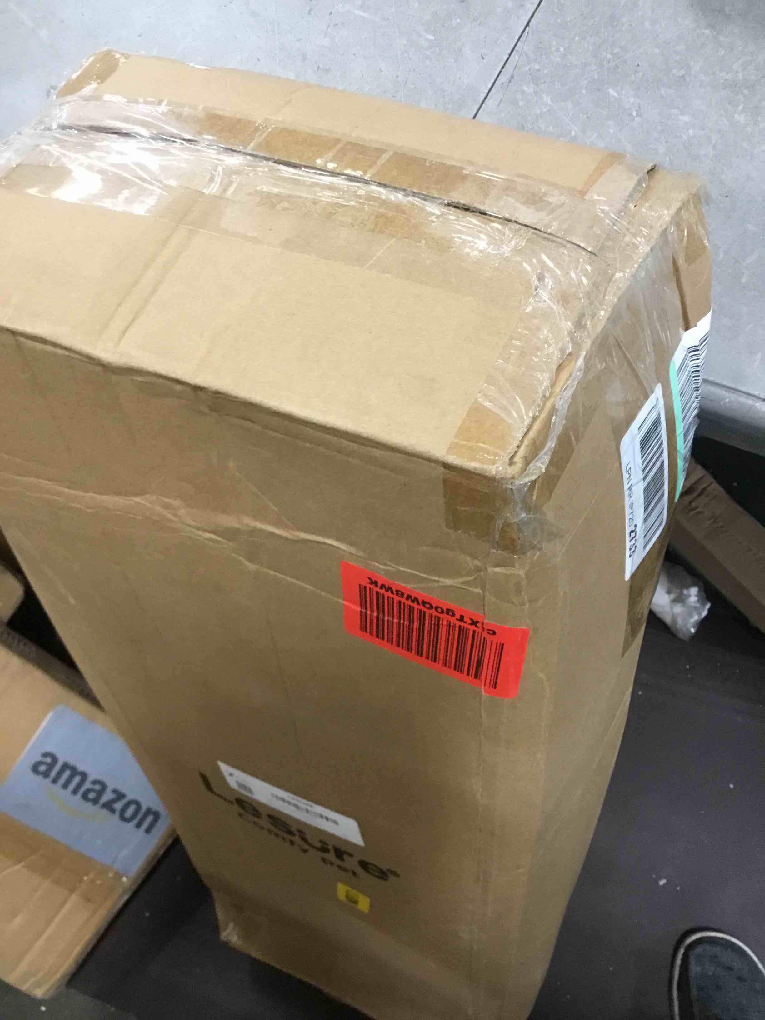 https://s3.amazonaws.com/lotting-images-prod/bidfta/BLU6786267_1721759000092.jpeg