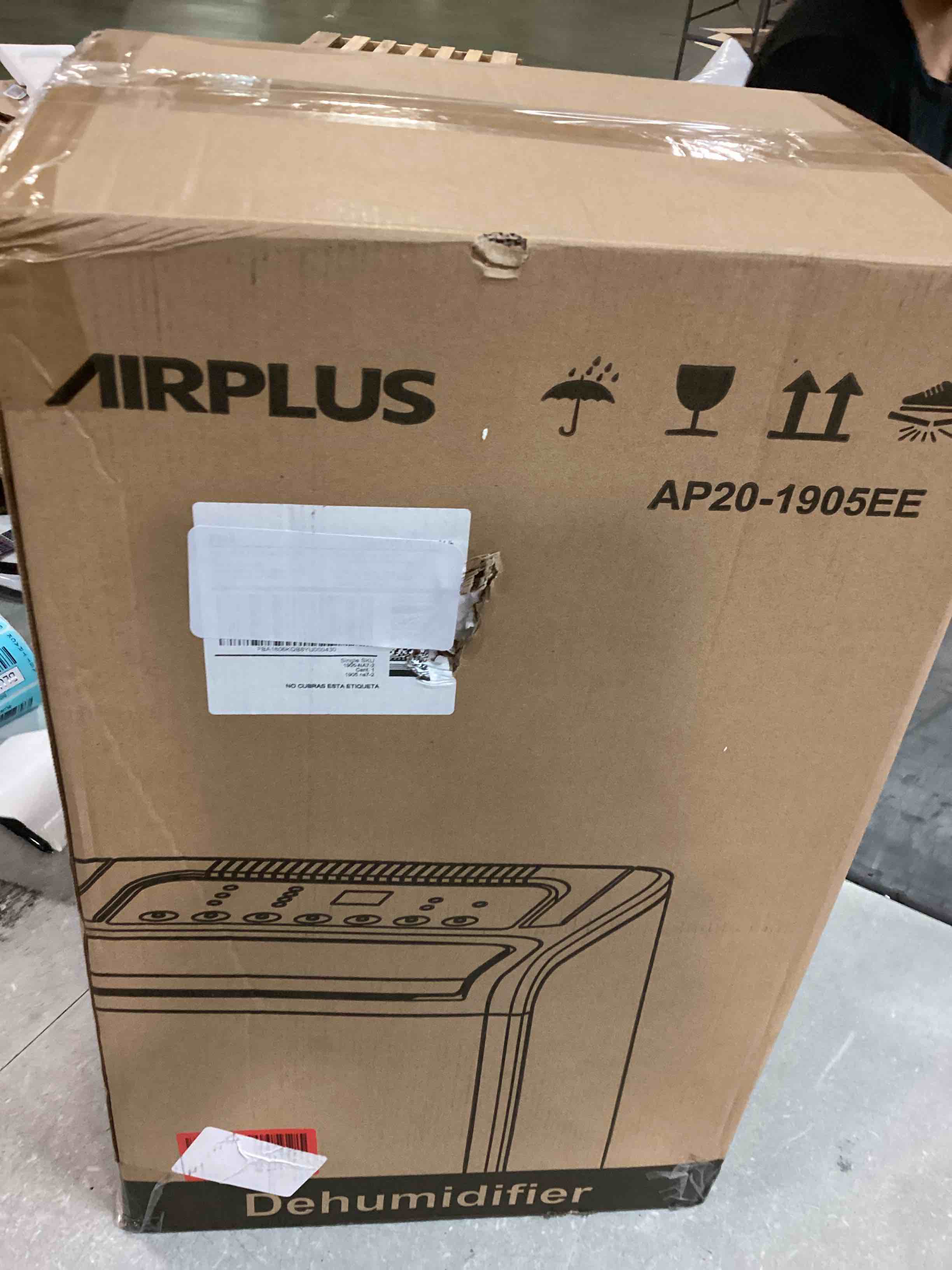 https://s3.amazonaws.com/lotting-images-prod/bidfta/BLU6786727_1723005292245.jpeg
