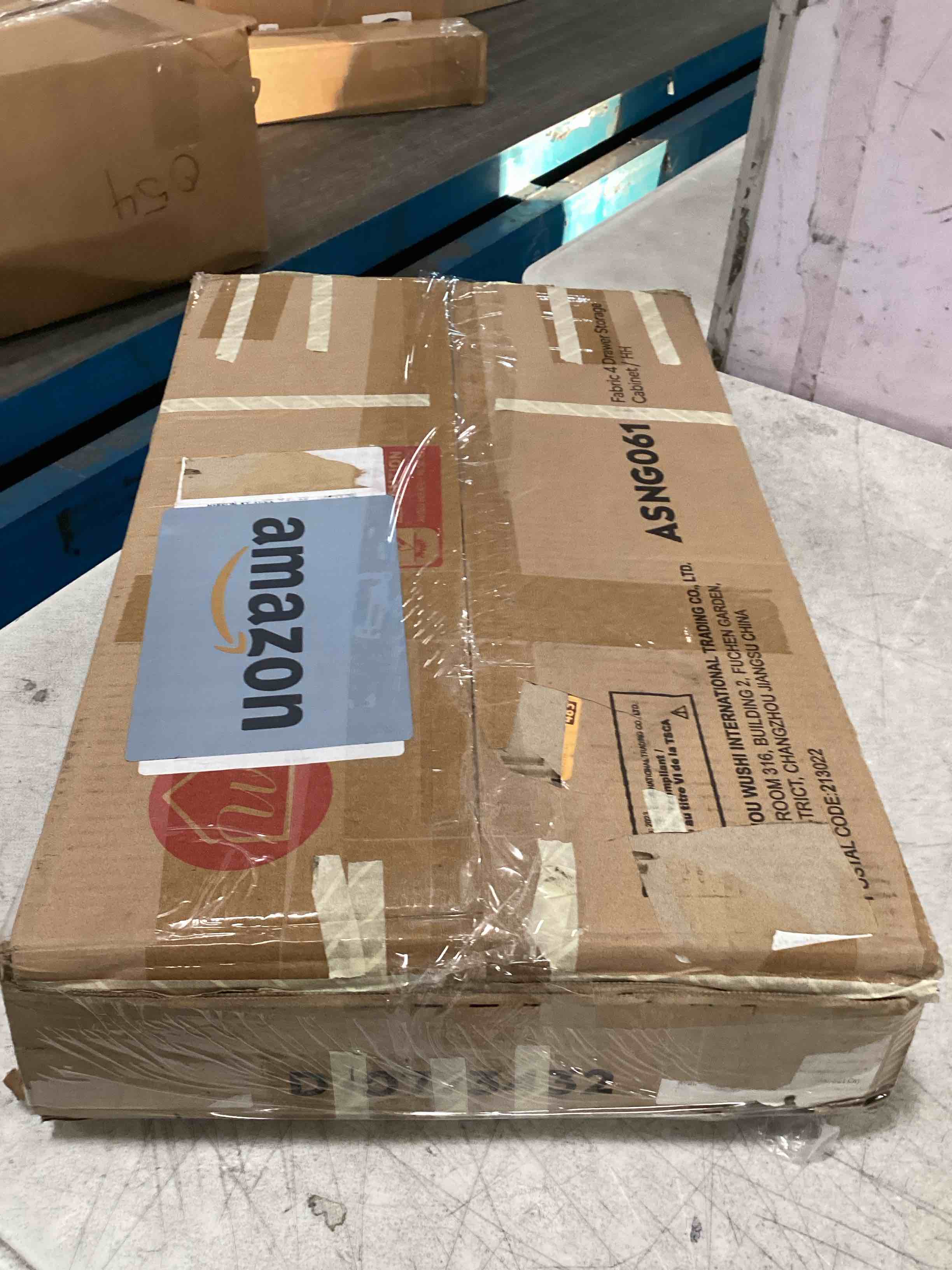 https://s3.amazonaws.com/lotting-images-prod/bidfta/BLU6787214_1721435107524.jpeg