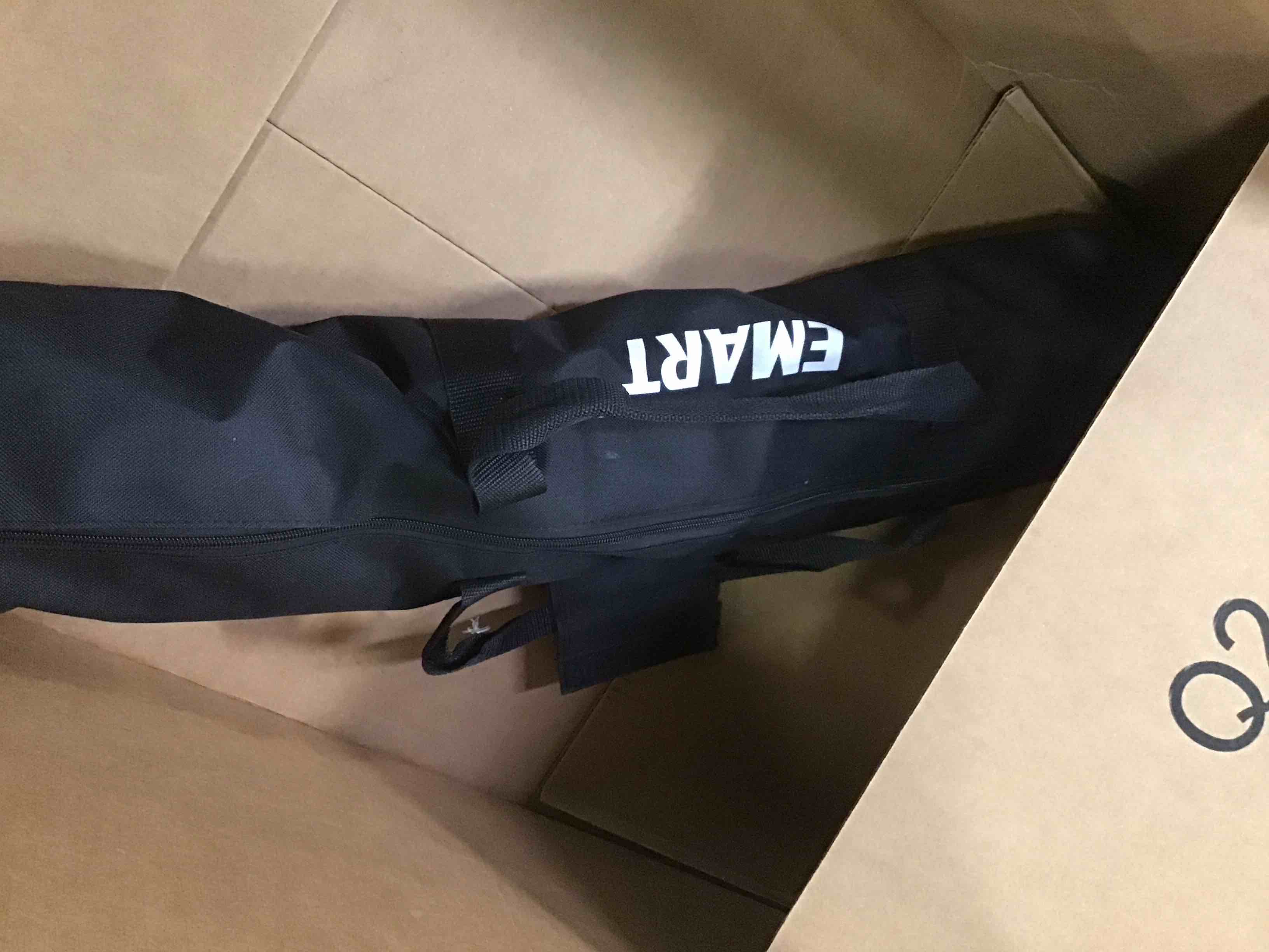 https://s3.amazonaws.com/lotting-images-prod/bidfta/BLU6787330_1721475399092.jpeg