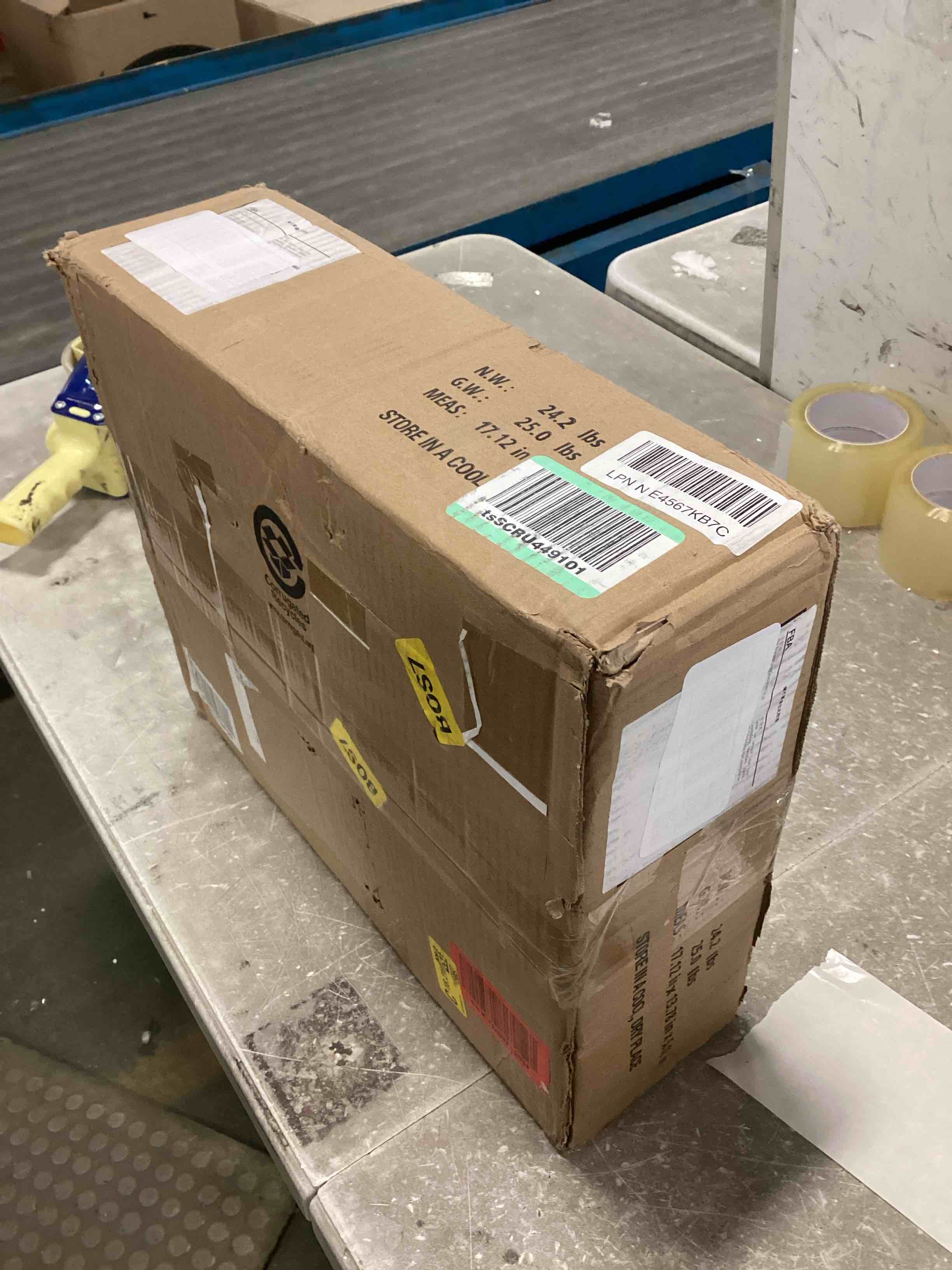 https://s3.amazonaws.com/lotting-images-prod/bidfta/BLU6787595_1721432346316.jpeg