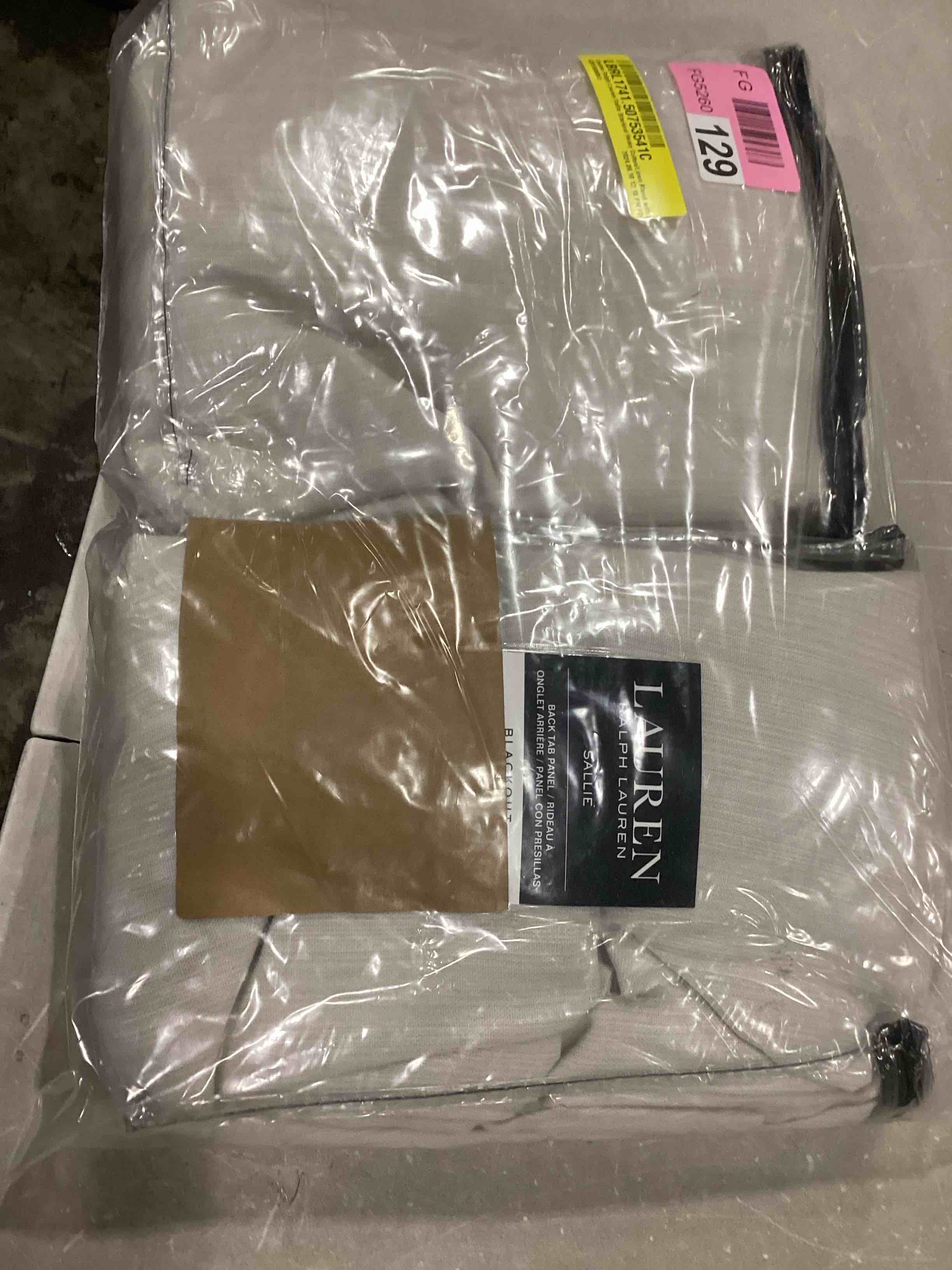 https://s3.amazonaws.com/lotting-images-prod/bidfta/BLU6800132_1732722147735.jpeg