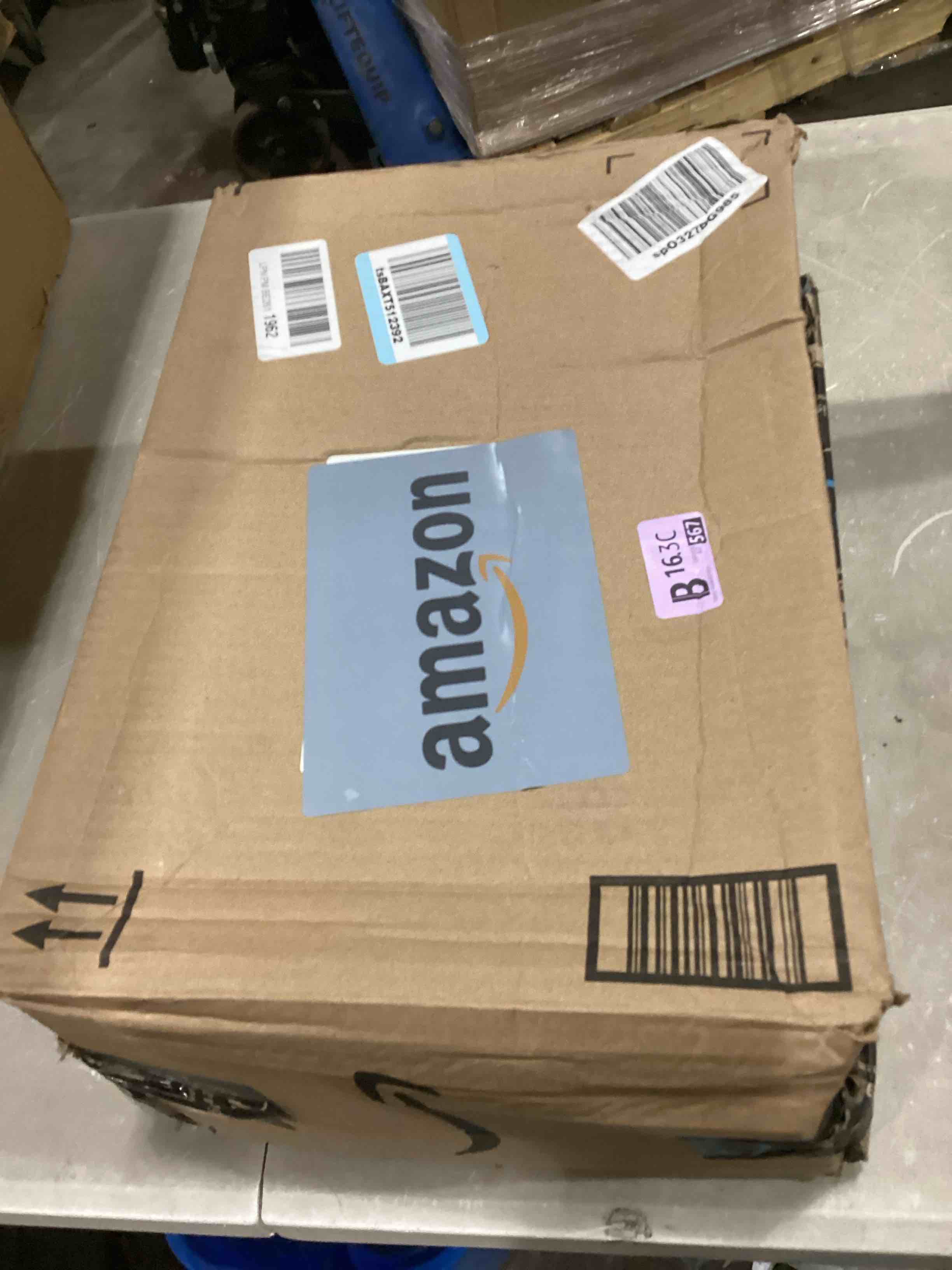 https://s3.amazonaws.com/lotting-images-prod/bidfta/BLU6800216_1732882592886.jpeg