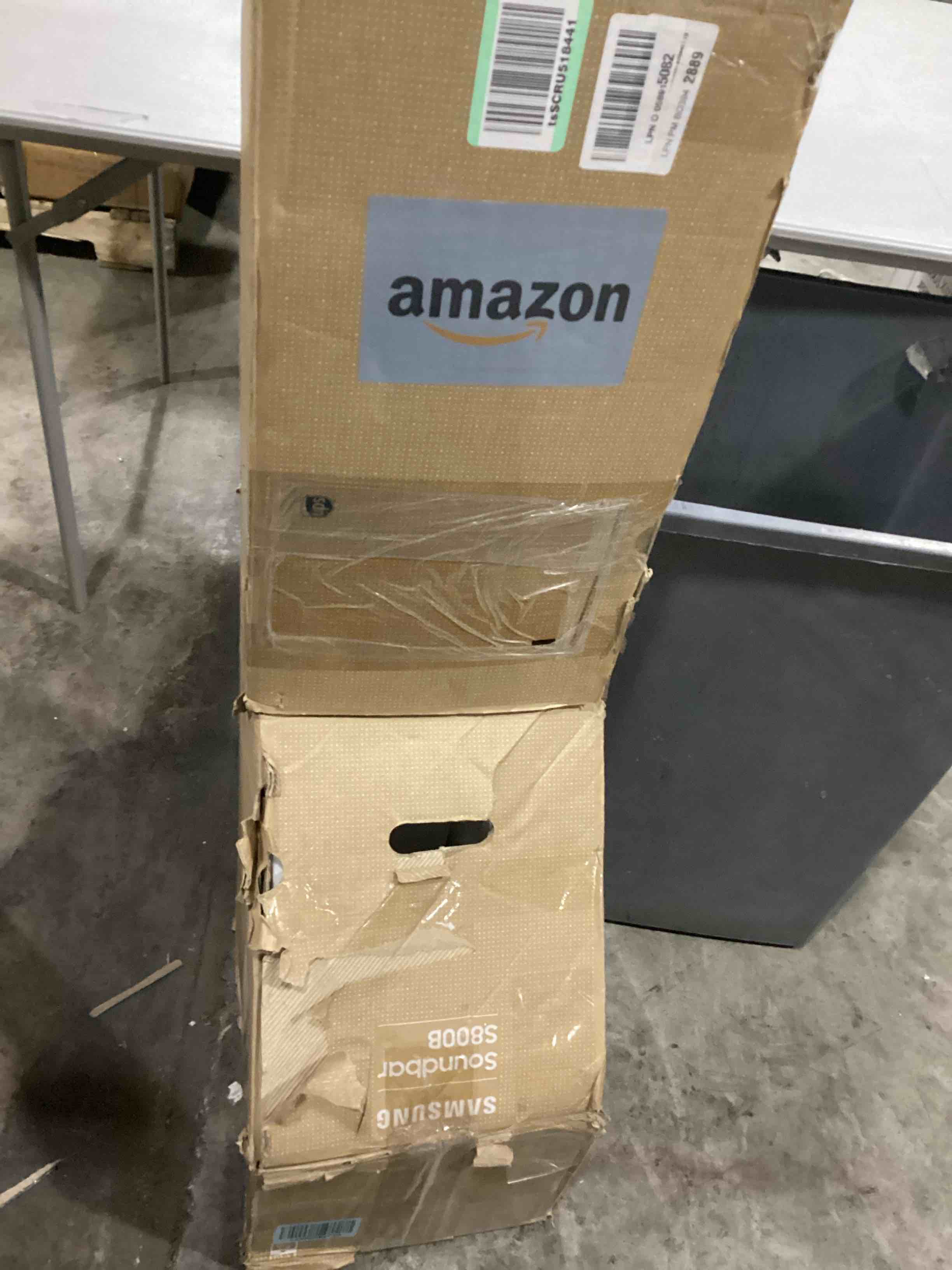 https://s3.amazonaws.com/lotting-images-prod/bidfta/BLU6800292_1732894759077.jpeg
