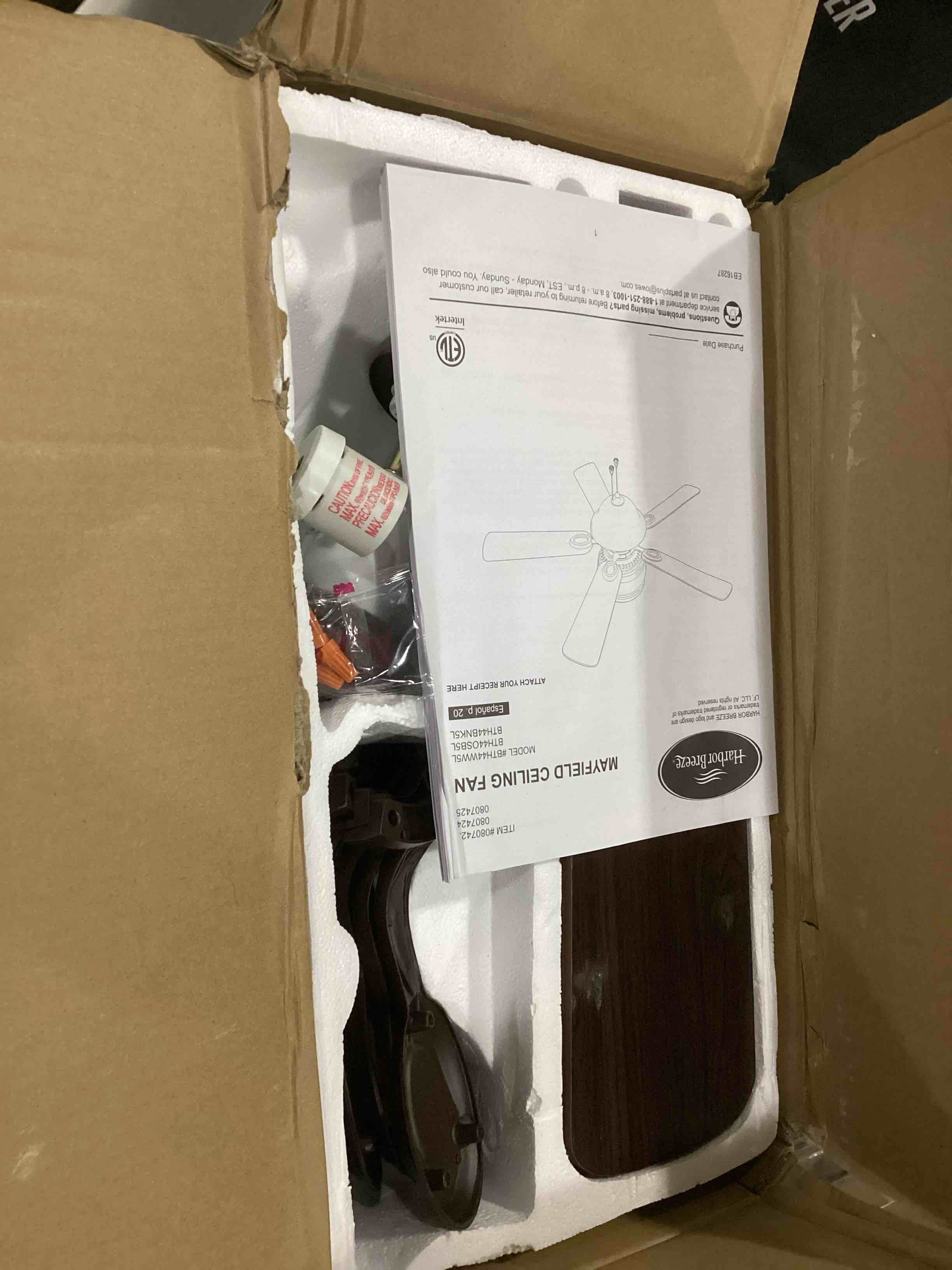 https://s3.amazonaws.com/lotting-images-prod/bidfta/BLU6800506_1733163801304.jpeg