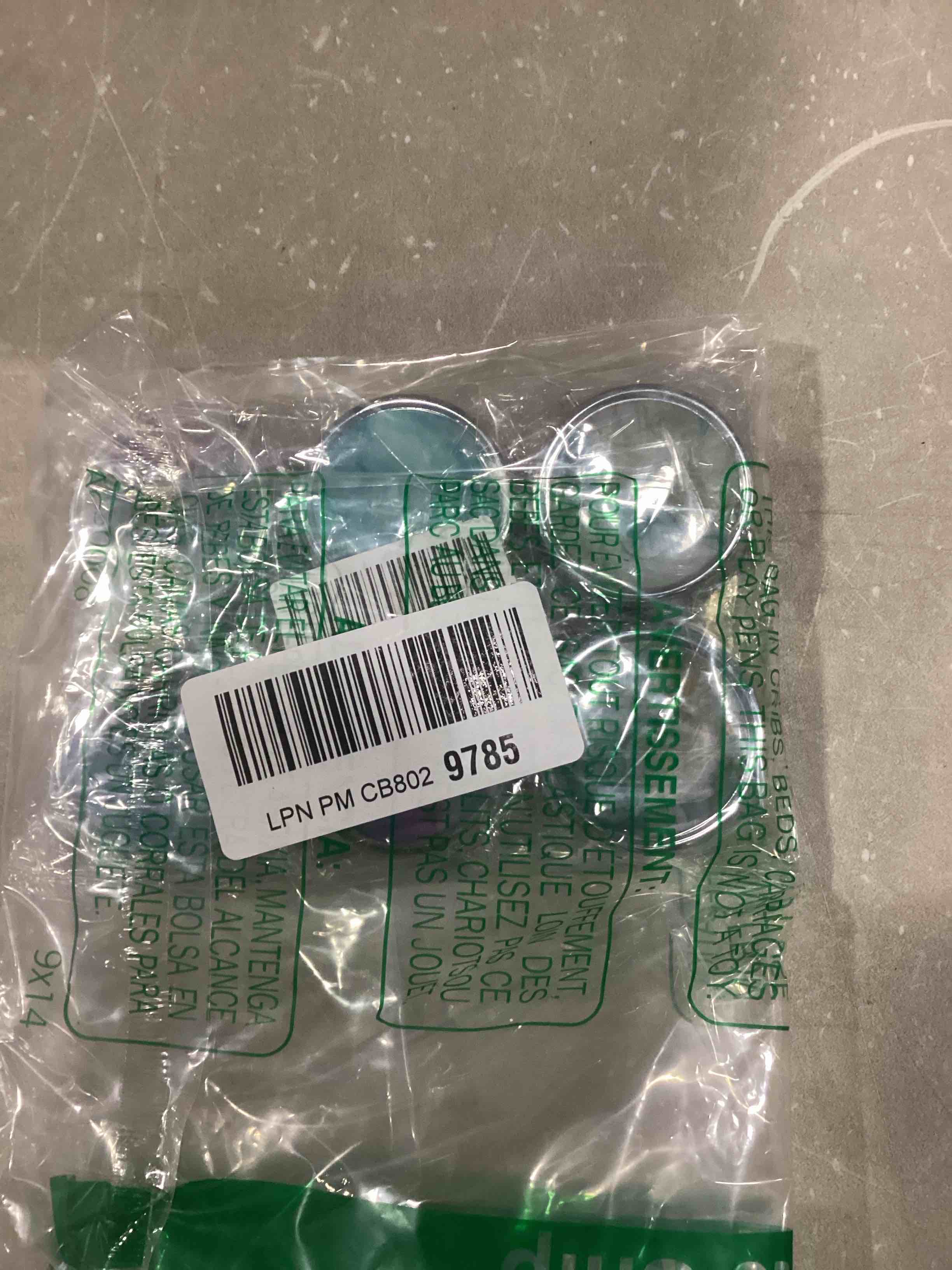 https://s3.amazonaws.com/lotting-images-prod/bidfta/BLU6800667_1733242841145.jpeg
