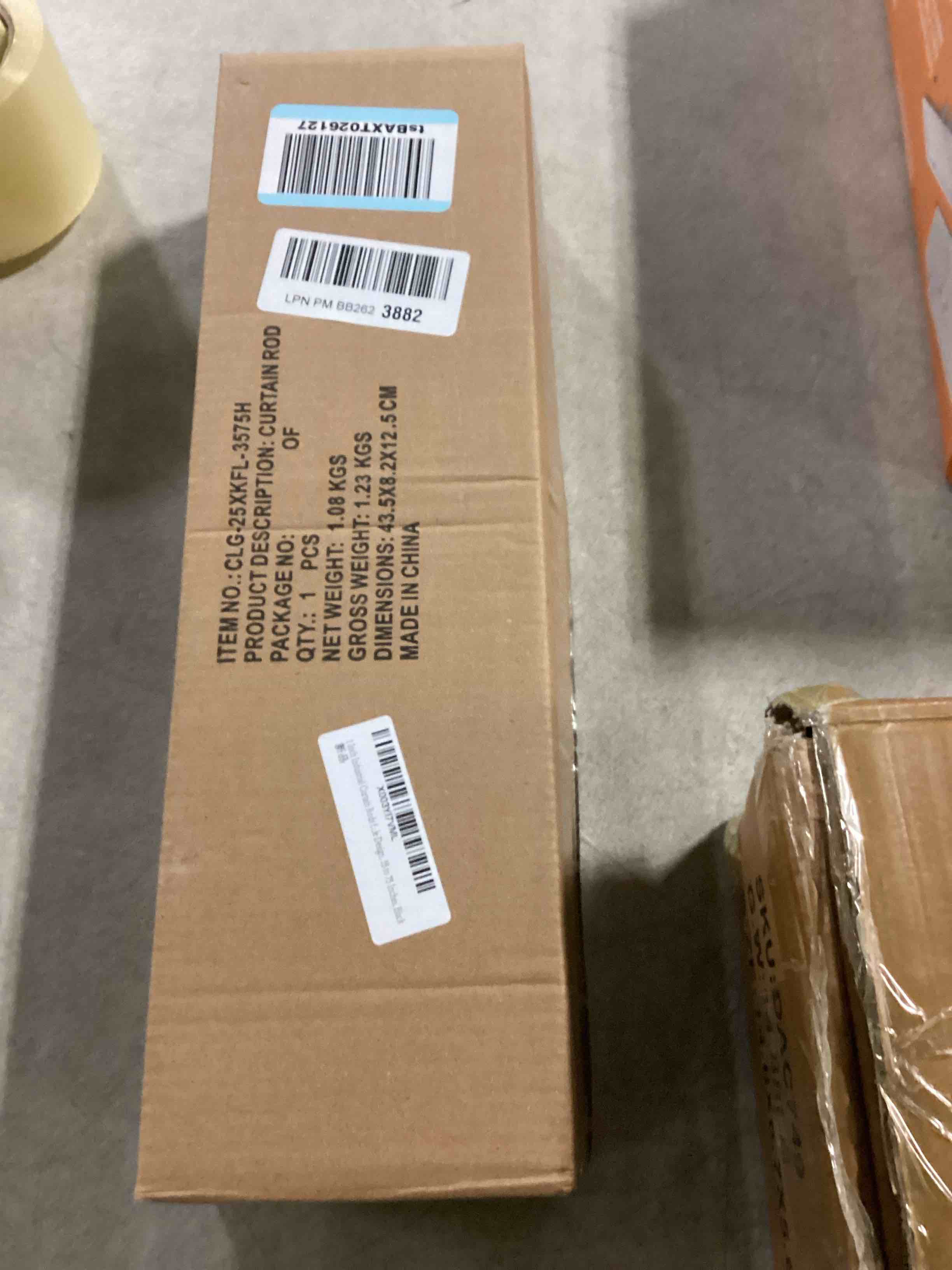 https://s3.amazonaws.com/lotting-images-prod/bidfta/BLU6802230_1733503481461.jpeg
