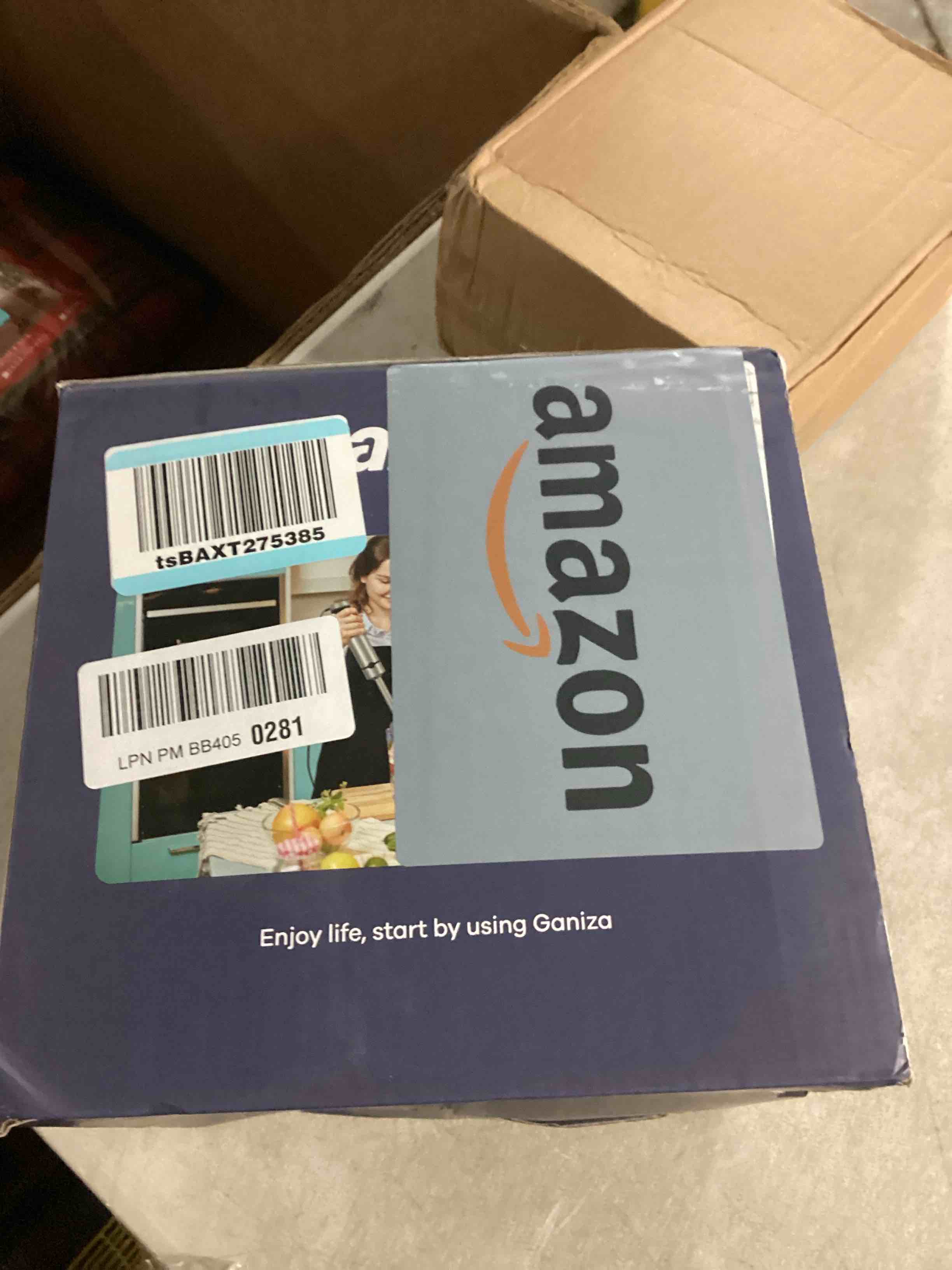 https://s3.amazonaws.com/lotting-images-prod/bidfta/BLU6802532_1733772677220.jpeg