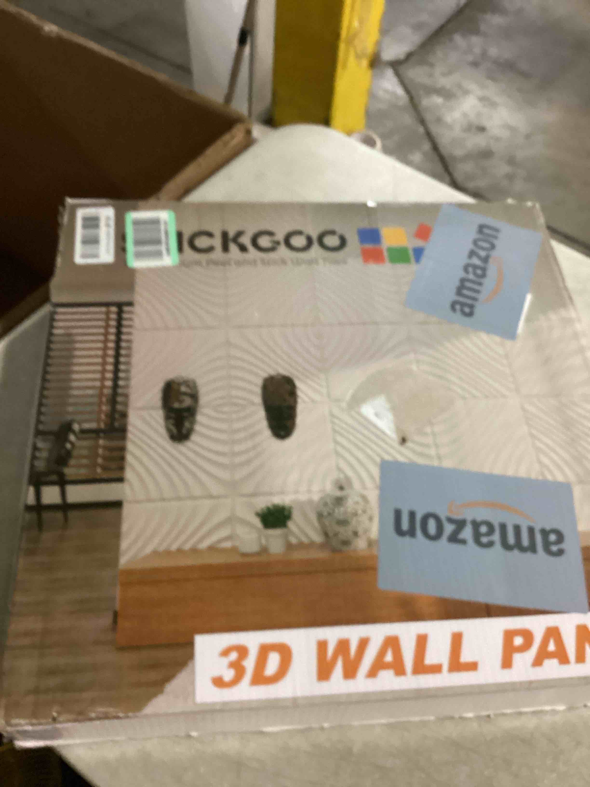 https://s3.amazonaws.com/lotting-images-prod/bidfta/BLU6802604_1733842297568.jpeg