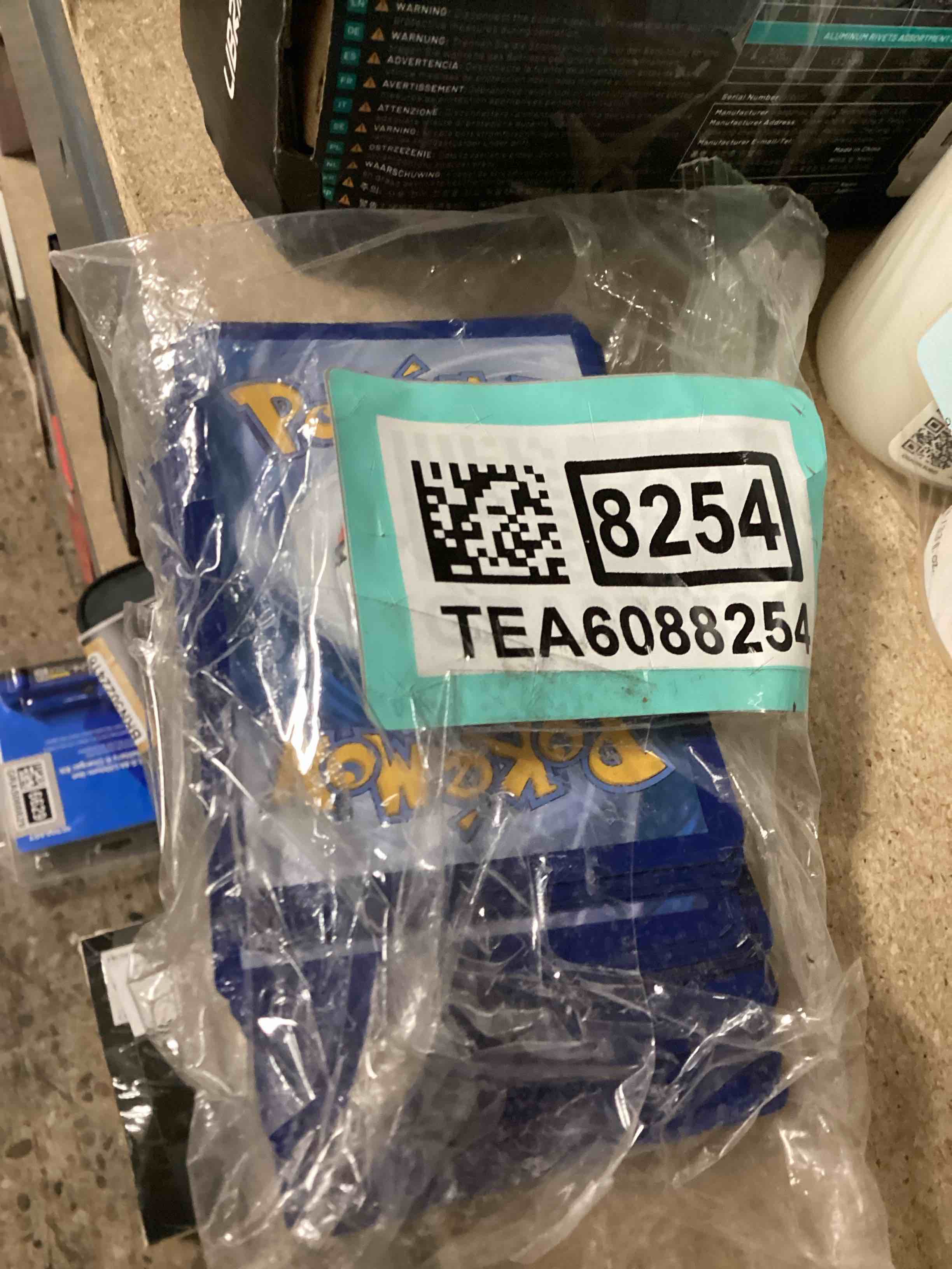 https://s3.amazonaws.com/lotting-images-prod/bidfta/BLU6803839_1777997430265.jpeg