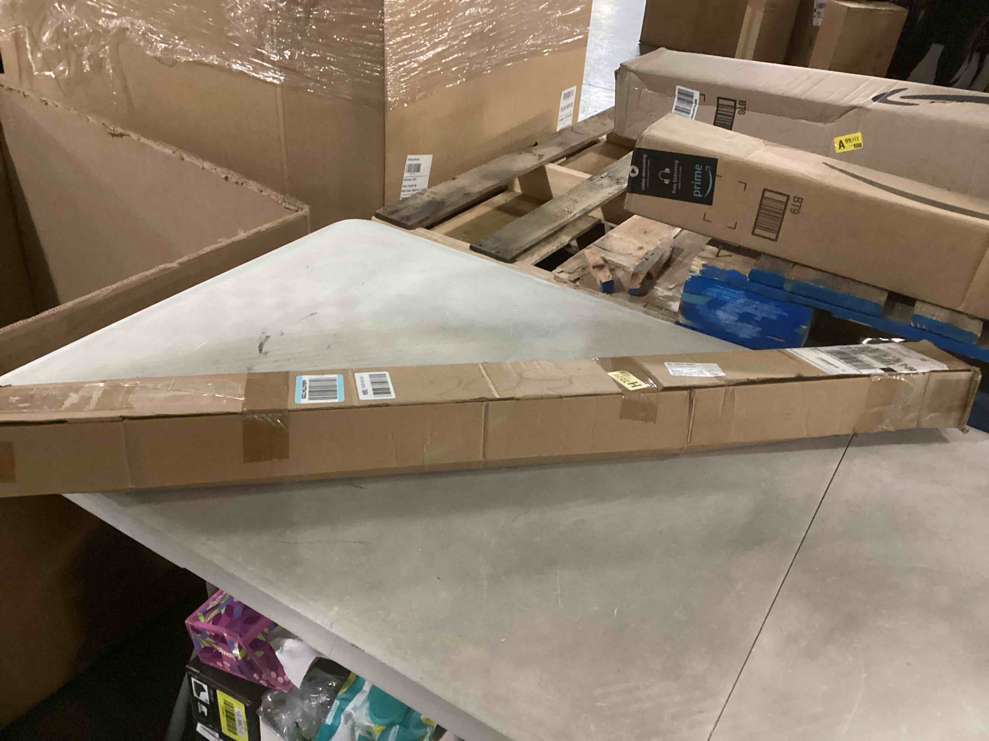 https://s3.amazonaws.com/lotting-images-prod/bidfta/BLU6804948_1732711507943.jpeg