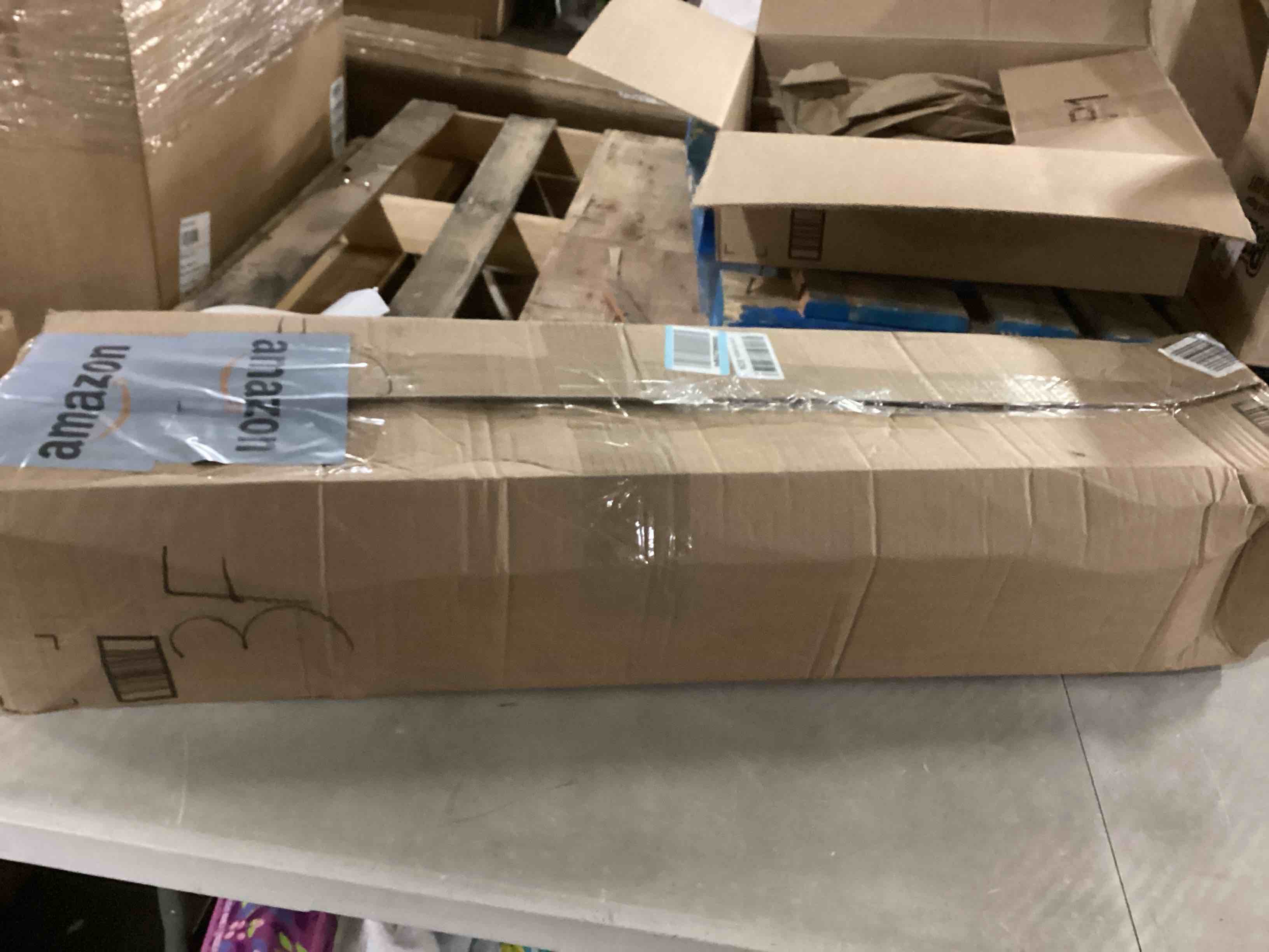 https://s3.amazonaws.com/lotting-images-prod/bidfta/BLU6804987_1732718770911.jpeg