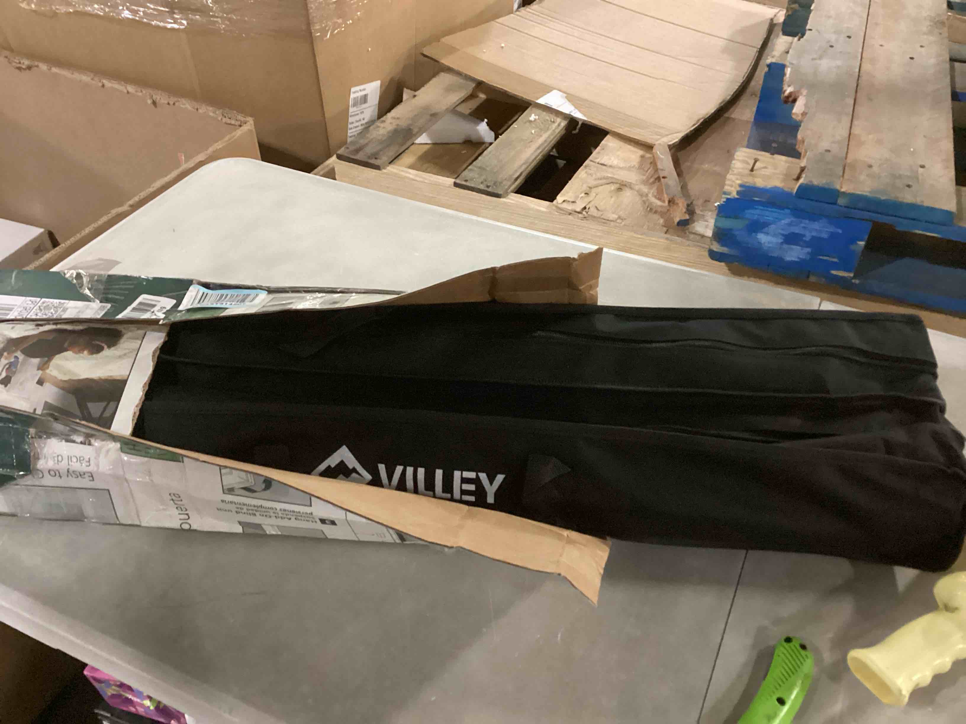https://s3.amazonaws.com/lotting-images-prod/bidfta/BLU6805077_1732883156563.jpeg