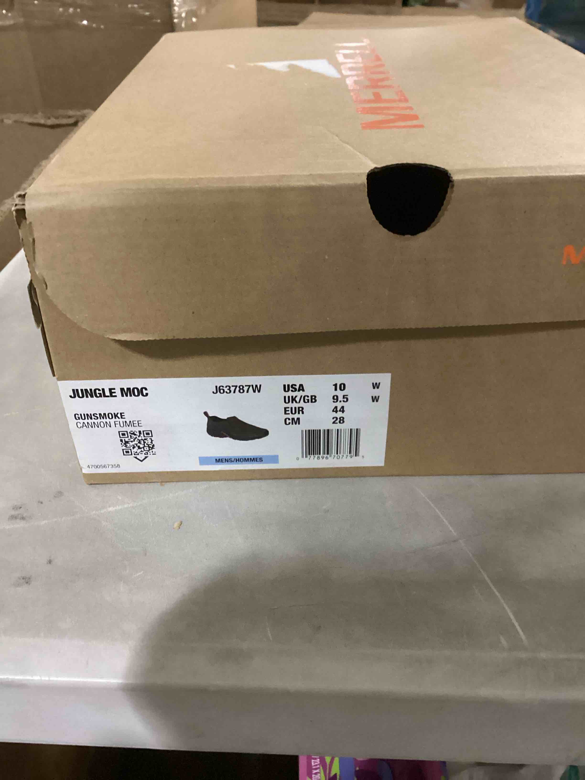 https://s3.amazonaws.com/lotting-images-prod/bidfta/BLU6805174_1732905776198.jpeg