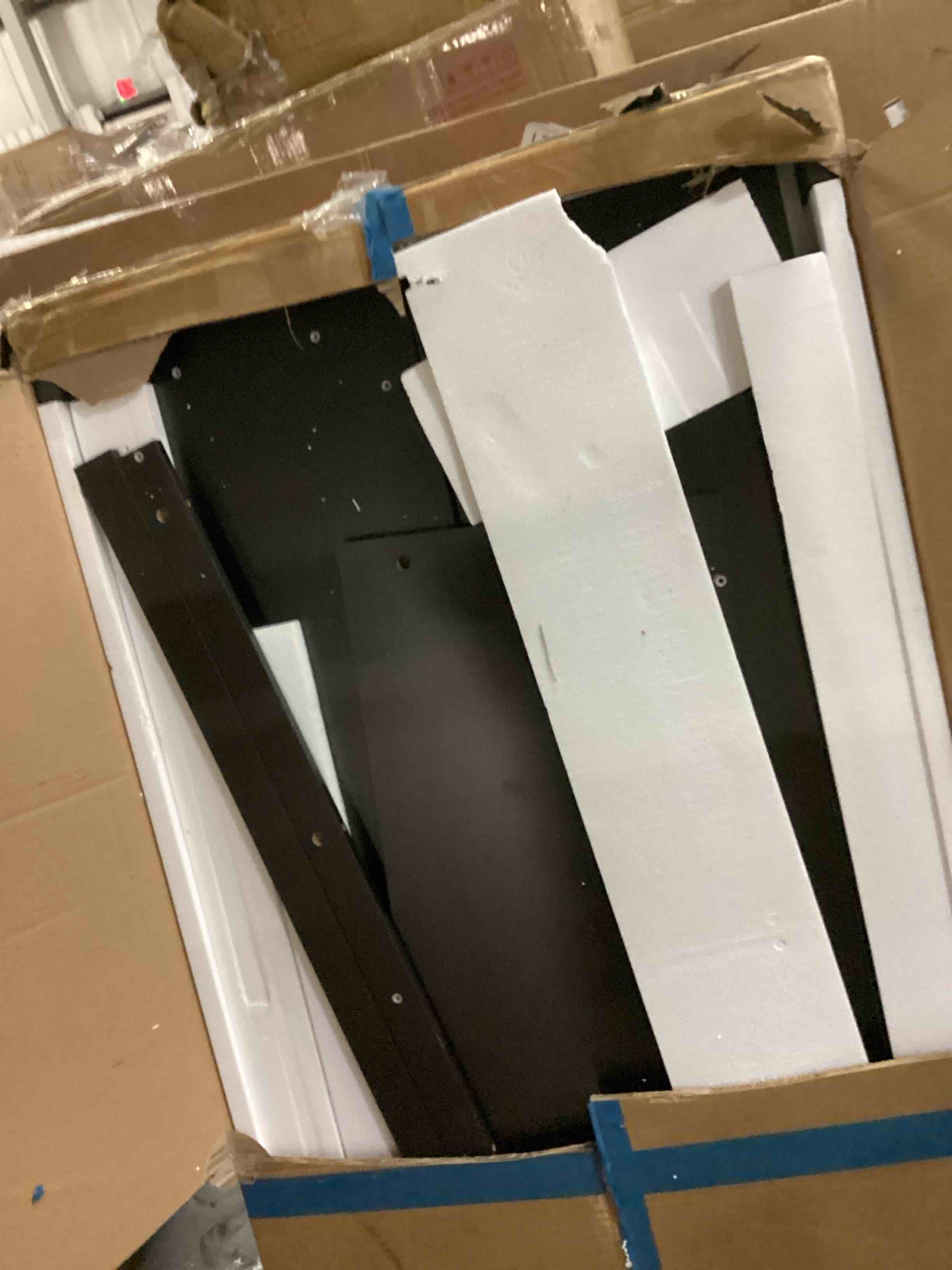 https://s3.amazonaws.com/lotting-images-prod/bidfta/BLU6806085_1732650821505.jpeg