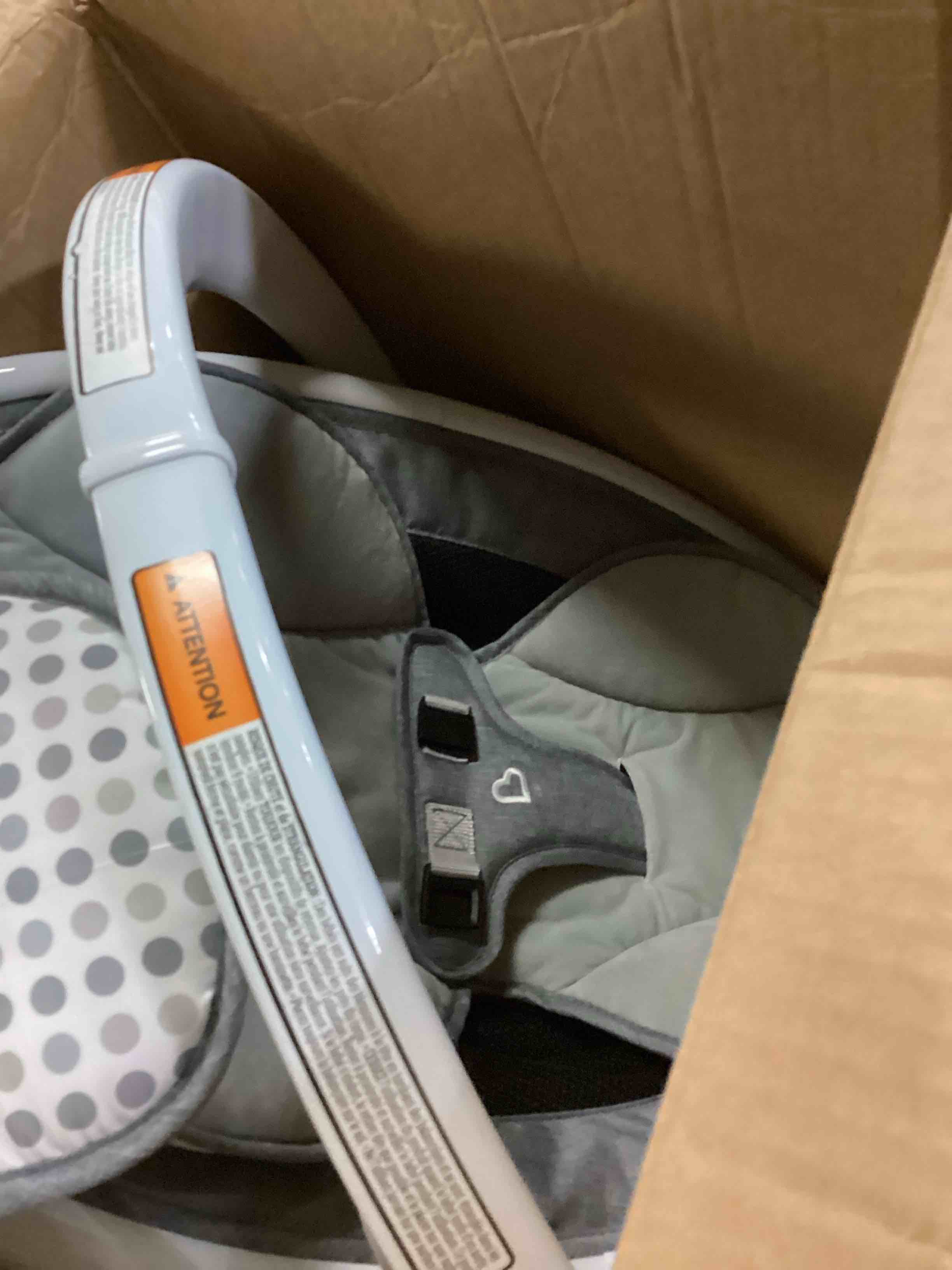 https://s3.amazonaws.com/lotting-images-prod/bidfta/BLU6806206_1732884771759.jpeg